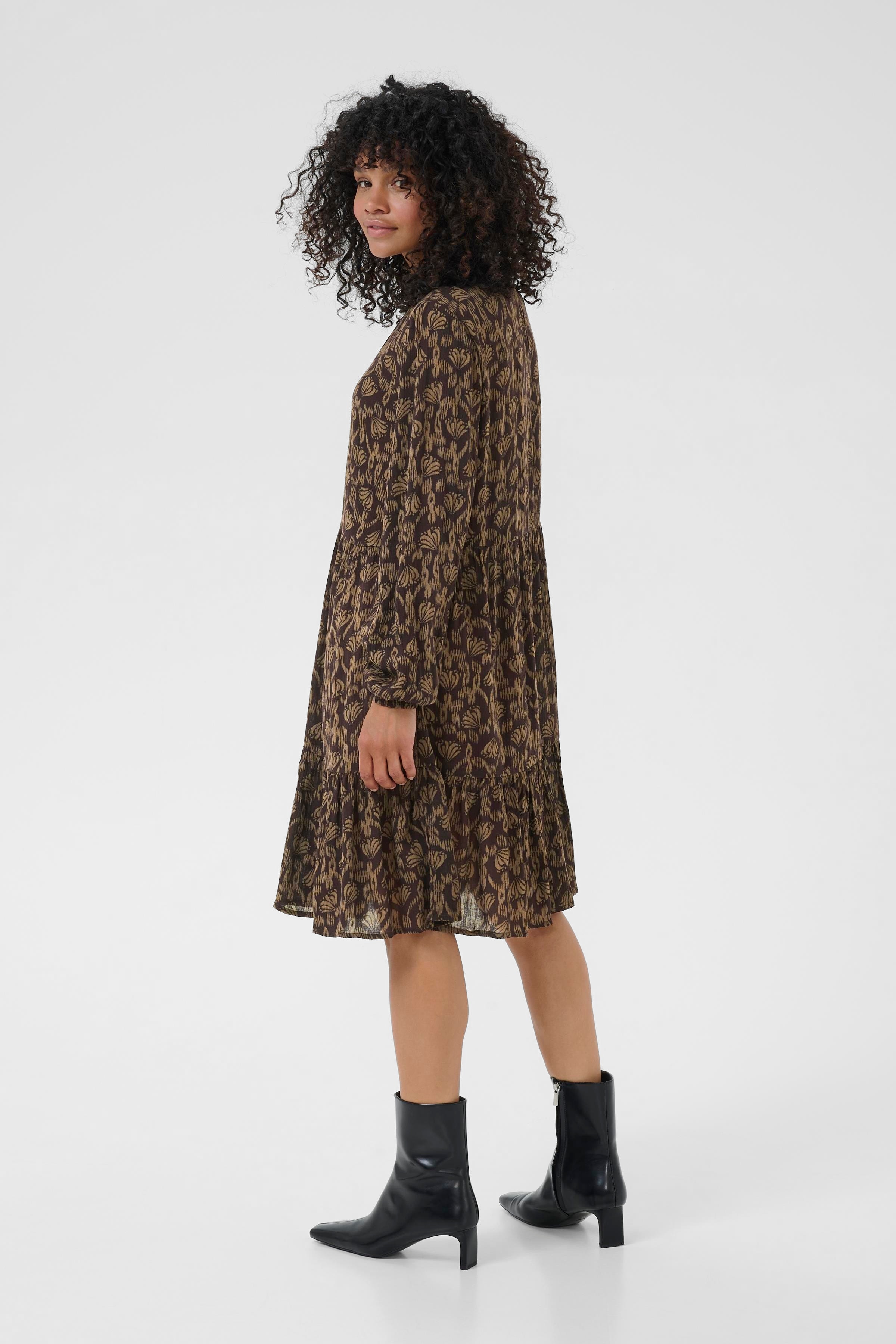 KArikka Kleid LOOKBOOK BACK 10507039-108727