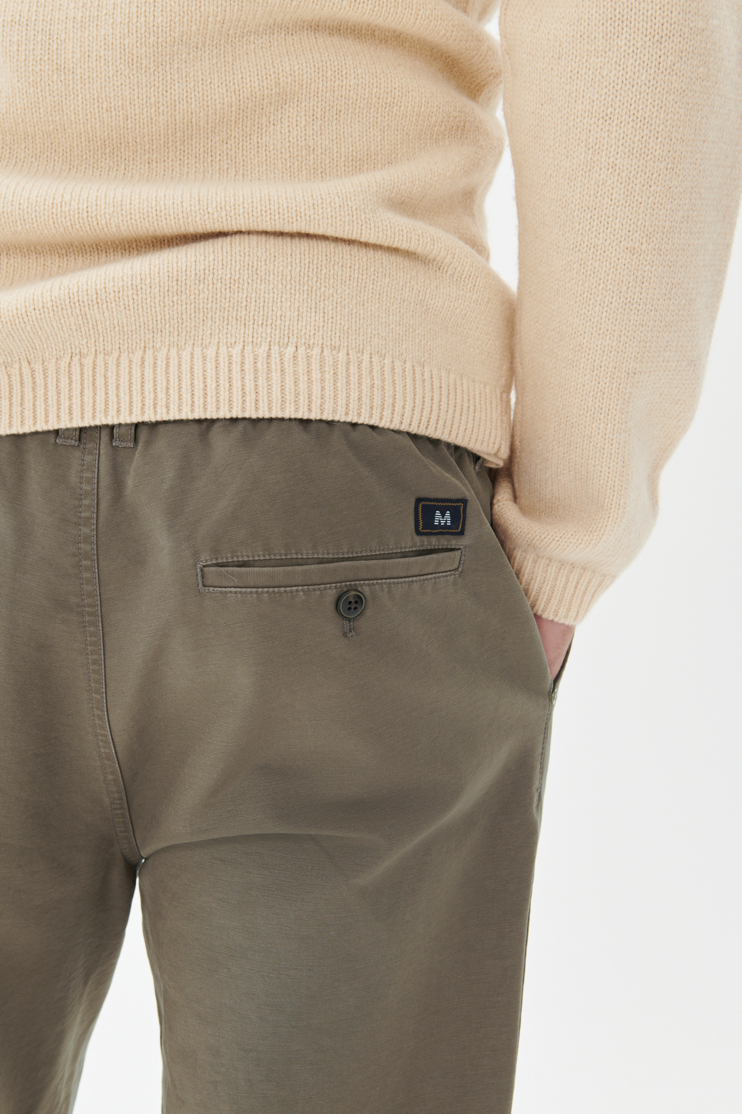 MAhart Heritage Trousers LOOKBOOK DETAIL 30207459-190808