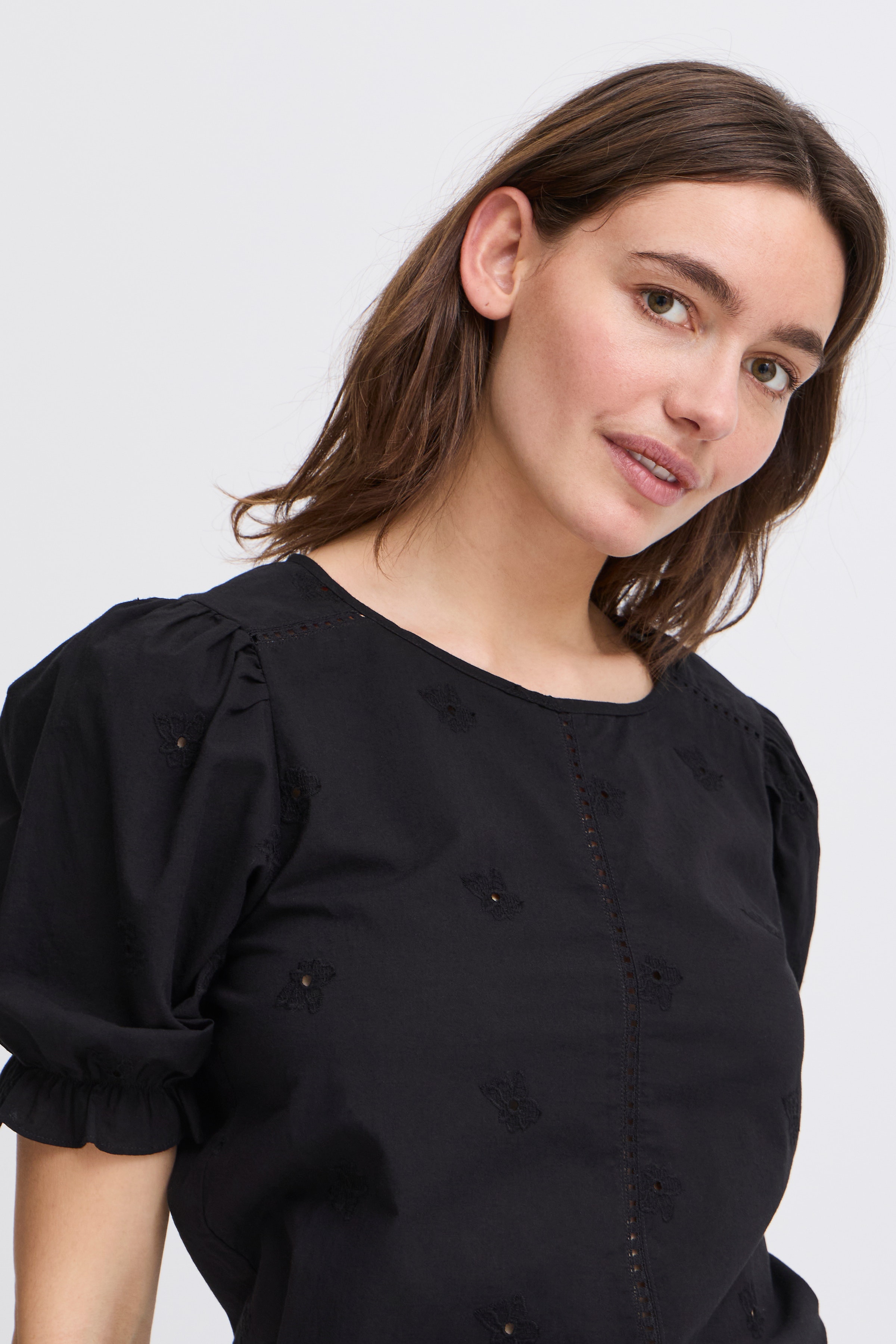BYJINNI Blus LOOKBOOK DETAIL 20816723-200451