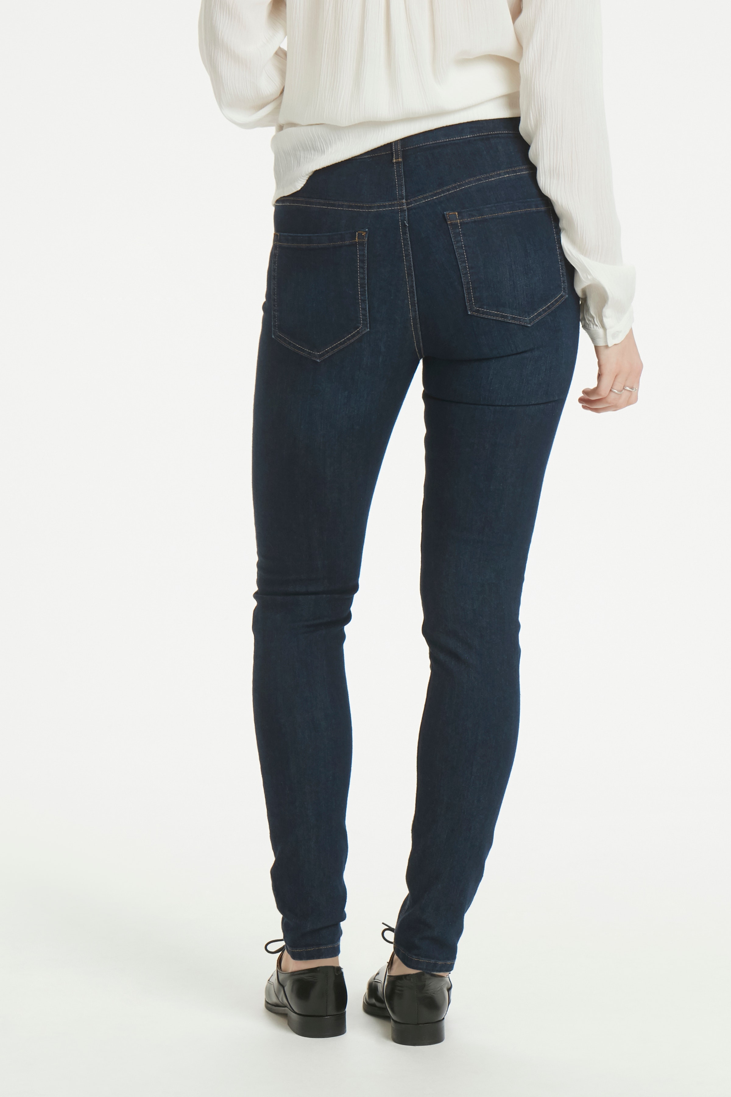Betty Jeans LOOKBOOK BACK 10500090-52853