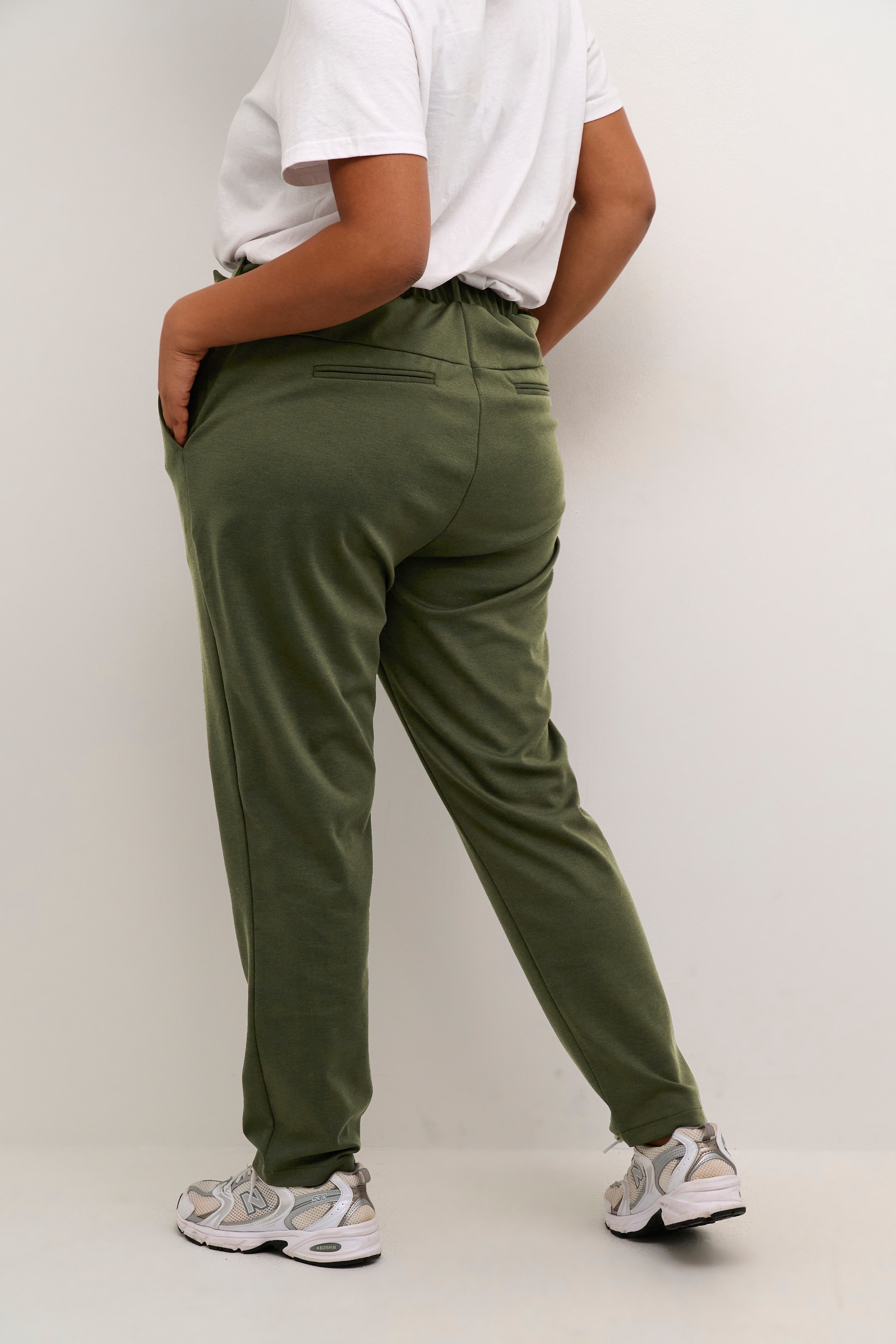 KCjenna Trousers LOOKBOOK BACK 10582254-190414