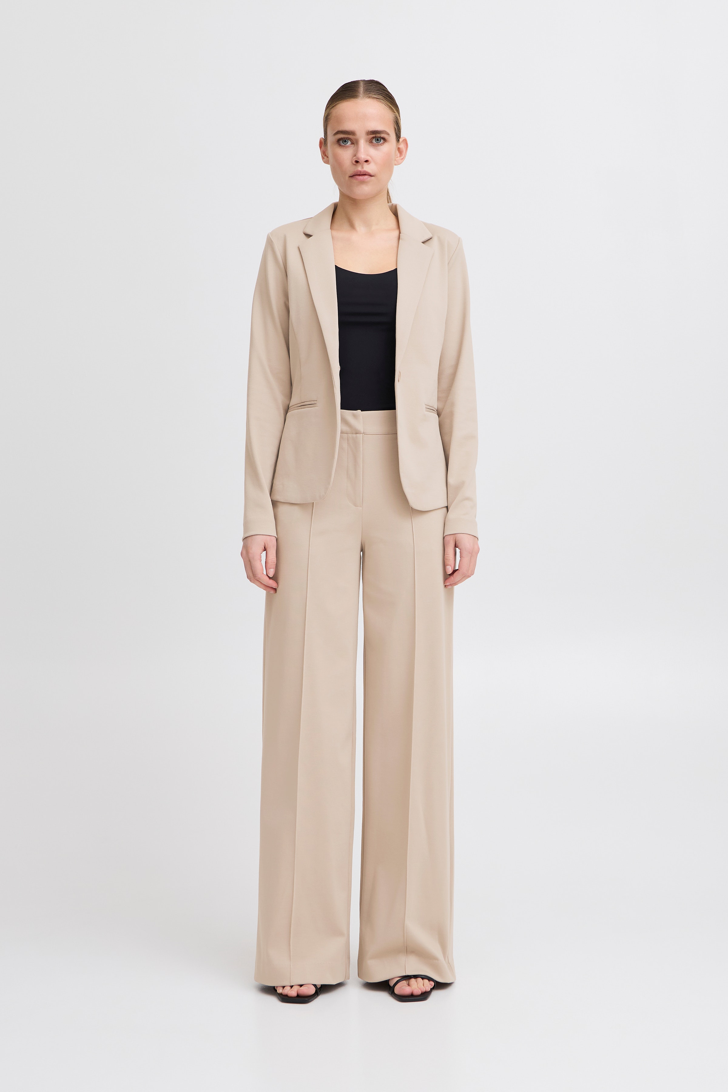 IHKATE Blazer LOOKBOOK FRONT 20101801-161305