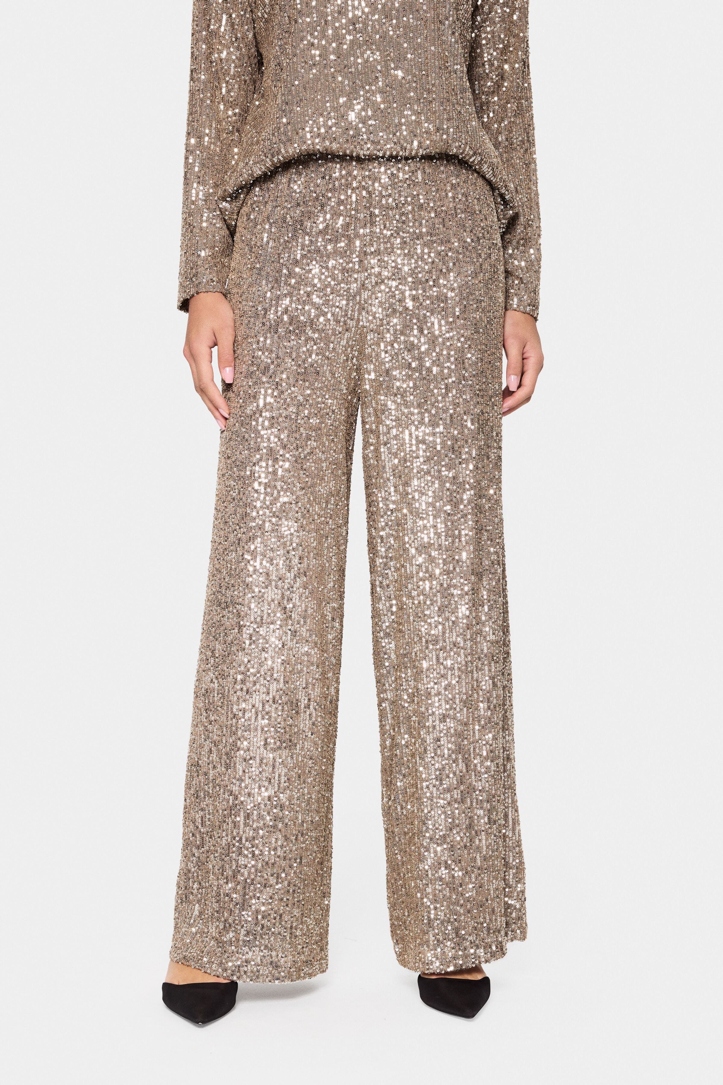 ReyanaSZ Sequin Trousers LOOKBOOK FRONT 30512270-131012