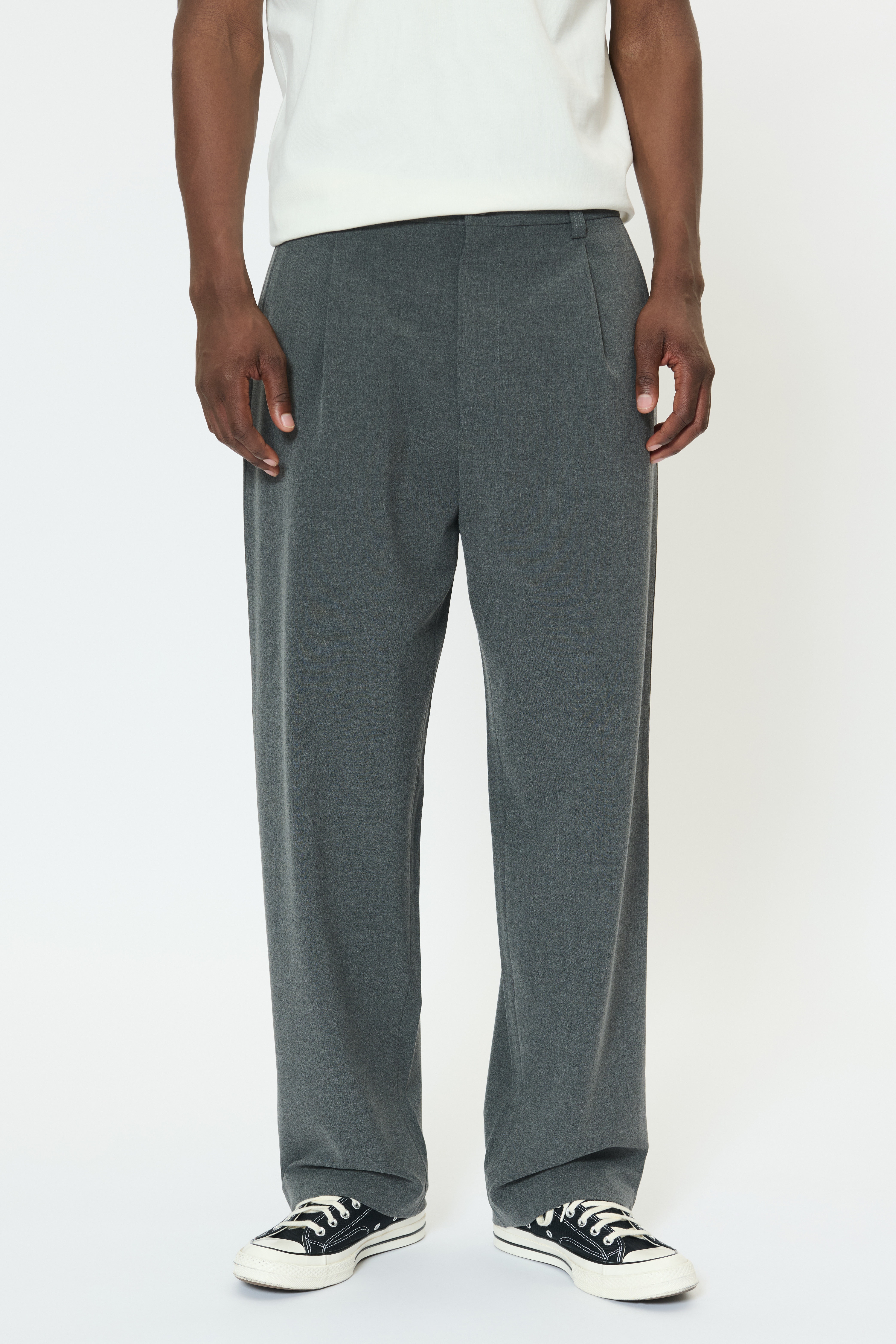 MAChino Hose LOOKBOOK FRONT 30209212-300271