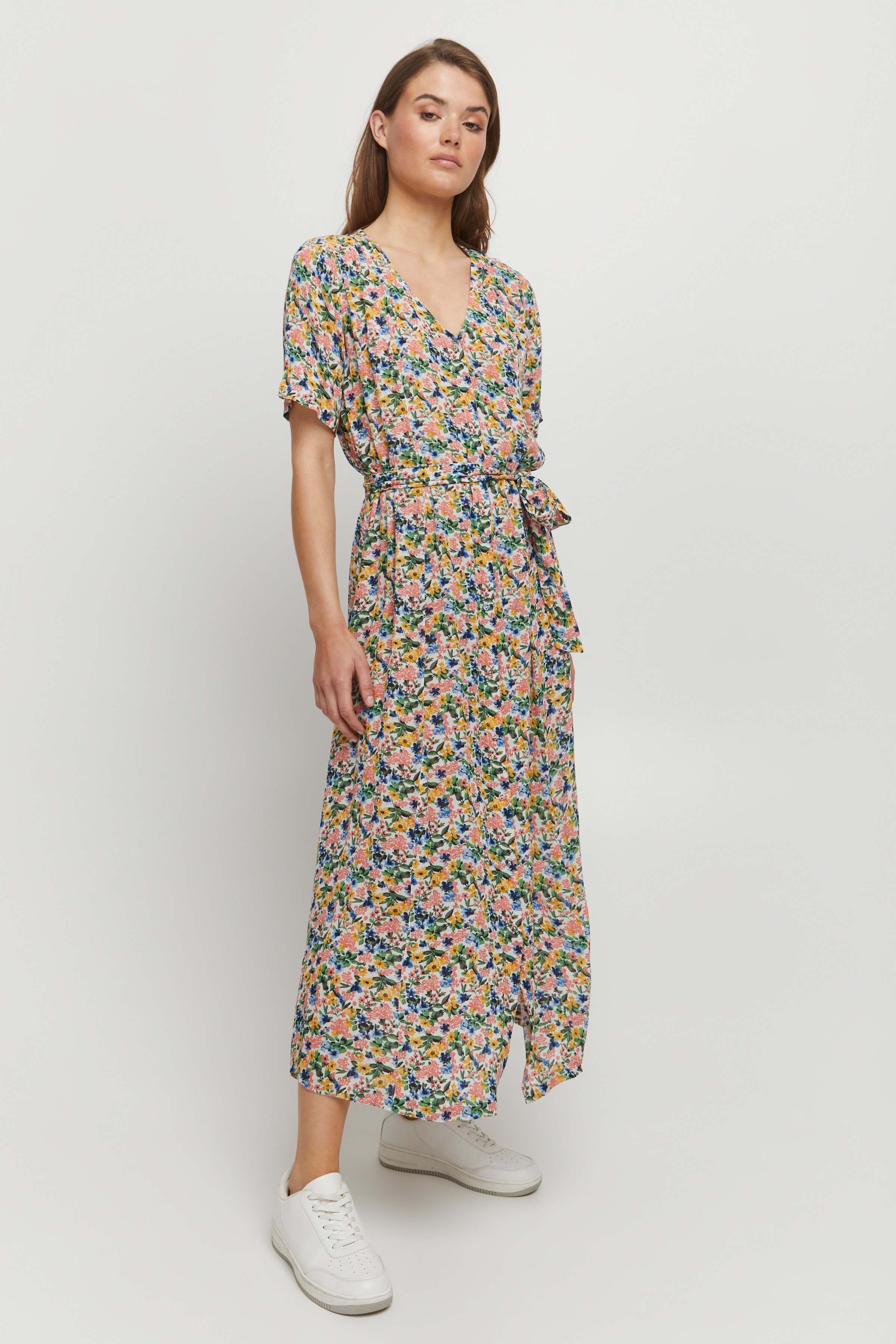 Kjole LOOKBOOK FRONT 20610611-201202