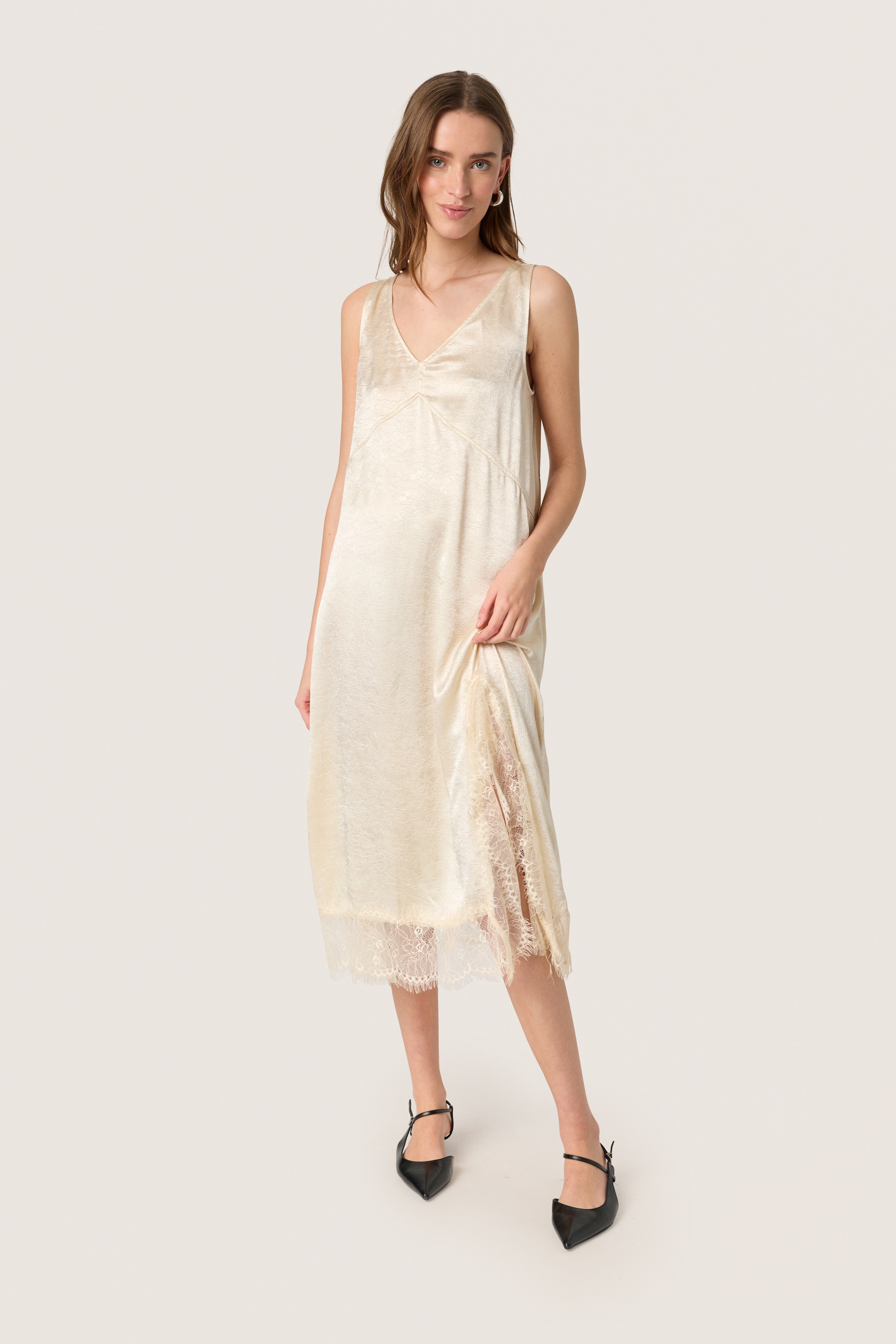 SLYennah Kleid LOOKBOOK FRONT 30408590-130907