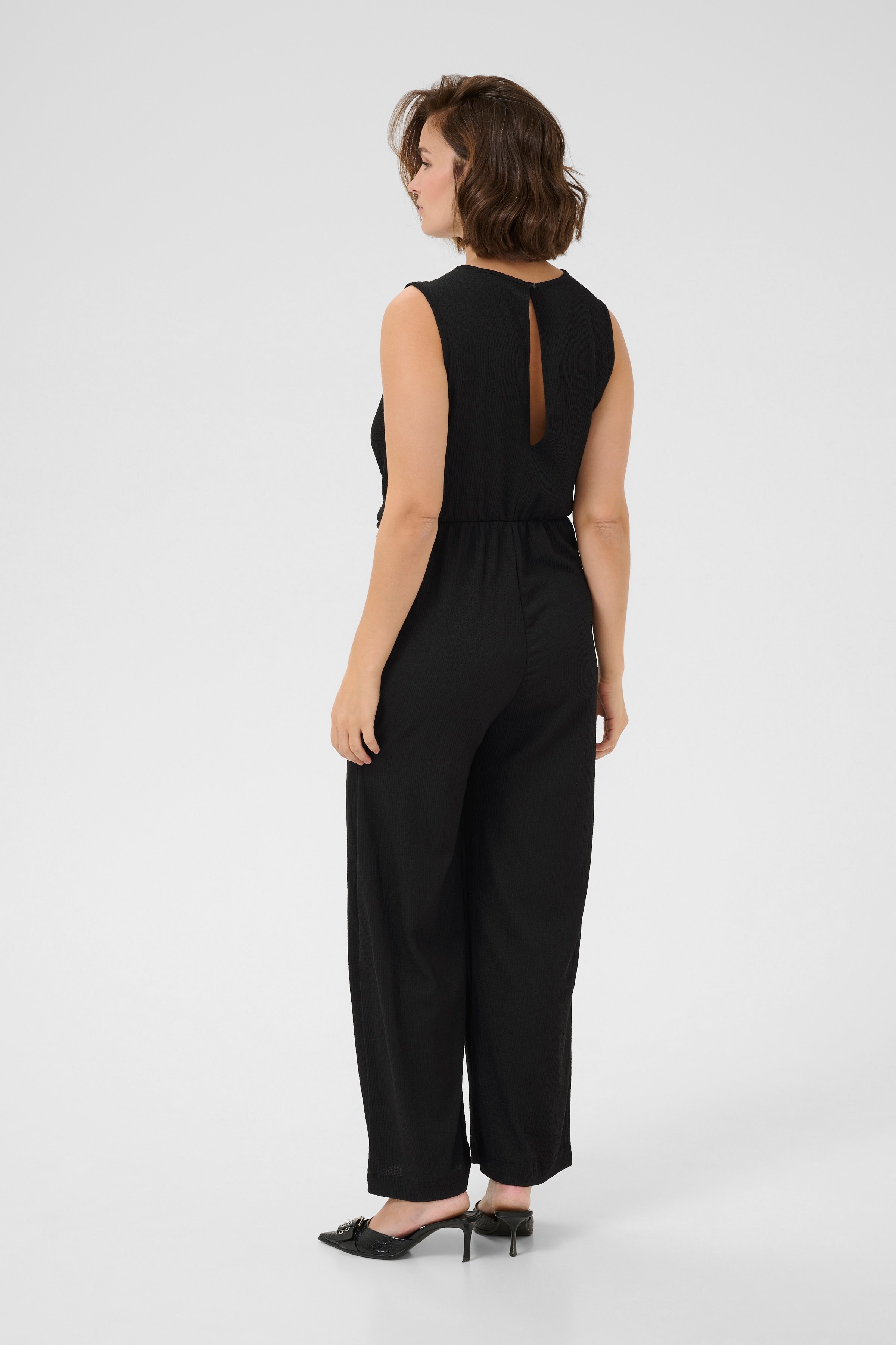 KAkatrine Jumpsuit LOOKBOOK BACK 10510238-100121