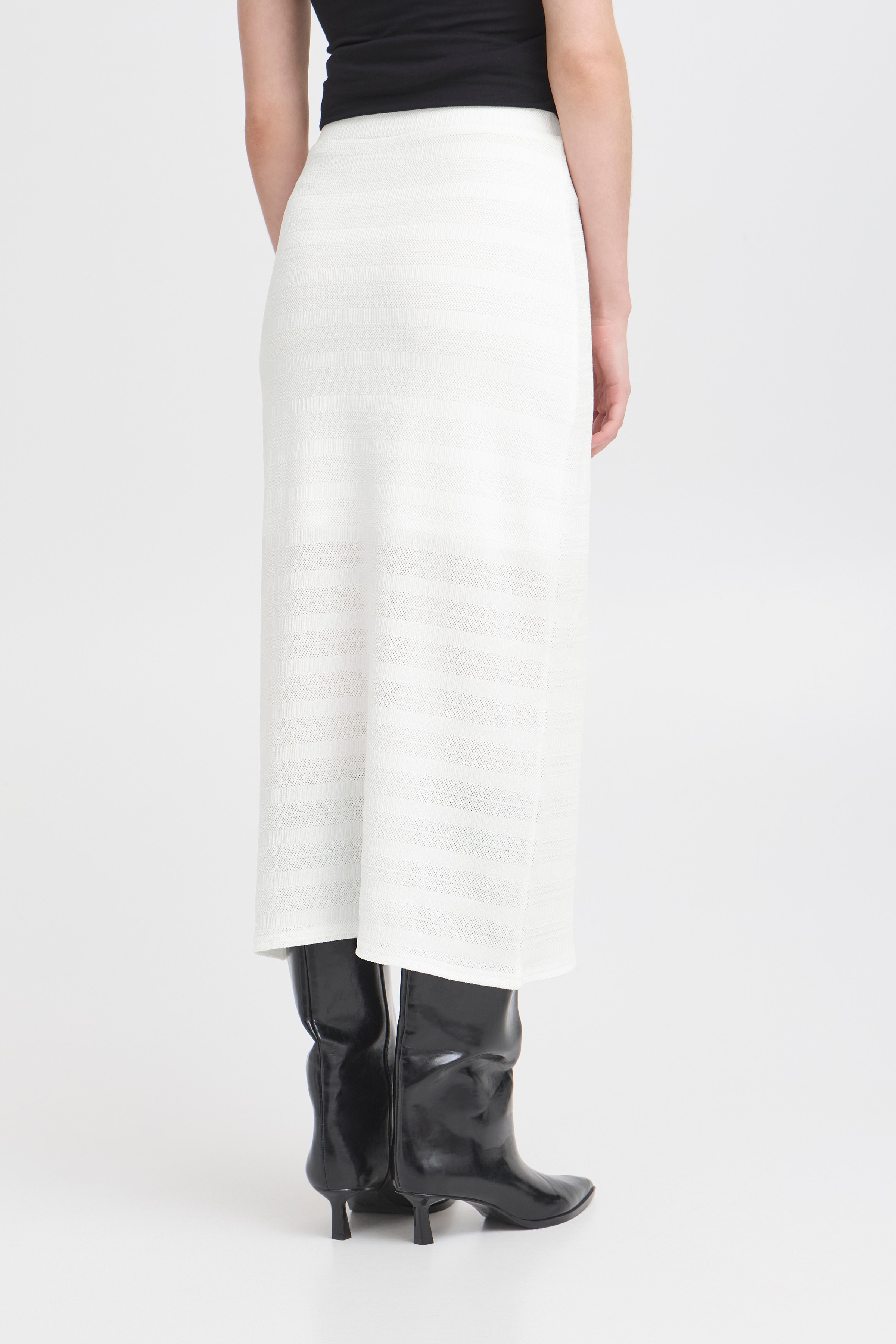 IXKNITTY Skirt LOOKBOOK BACK 20123725-114201