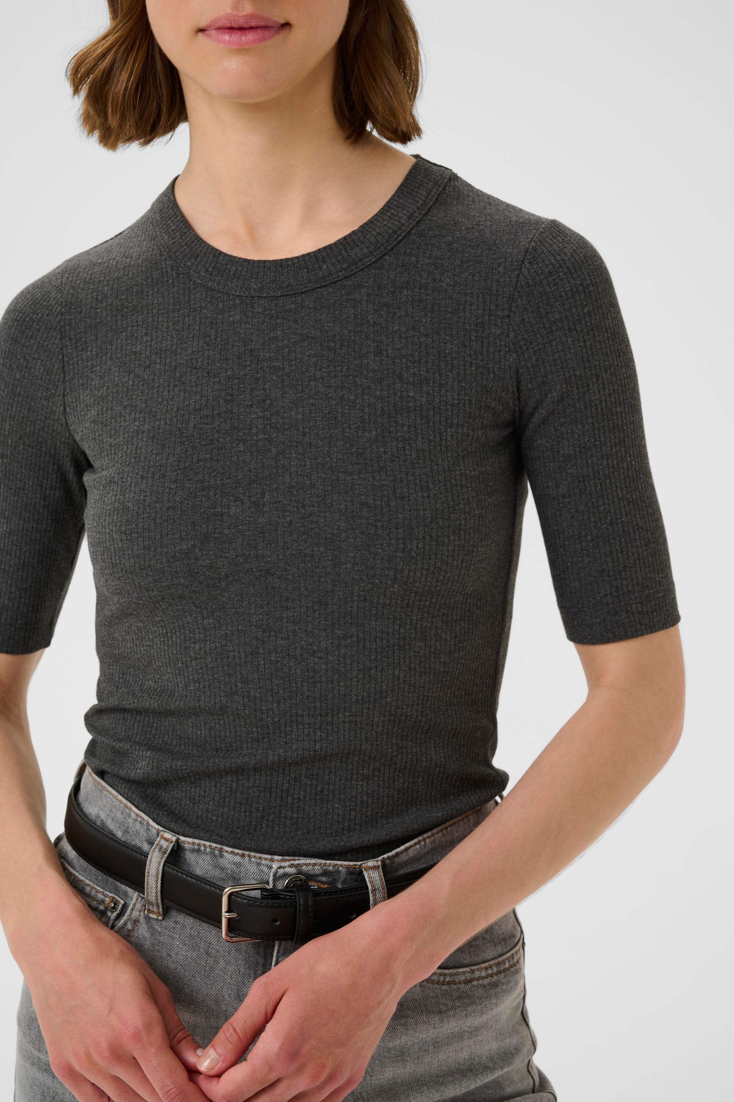 DagnaIW Melange T-shirt LOOKBOOK FRONT 30106864-300596