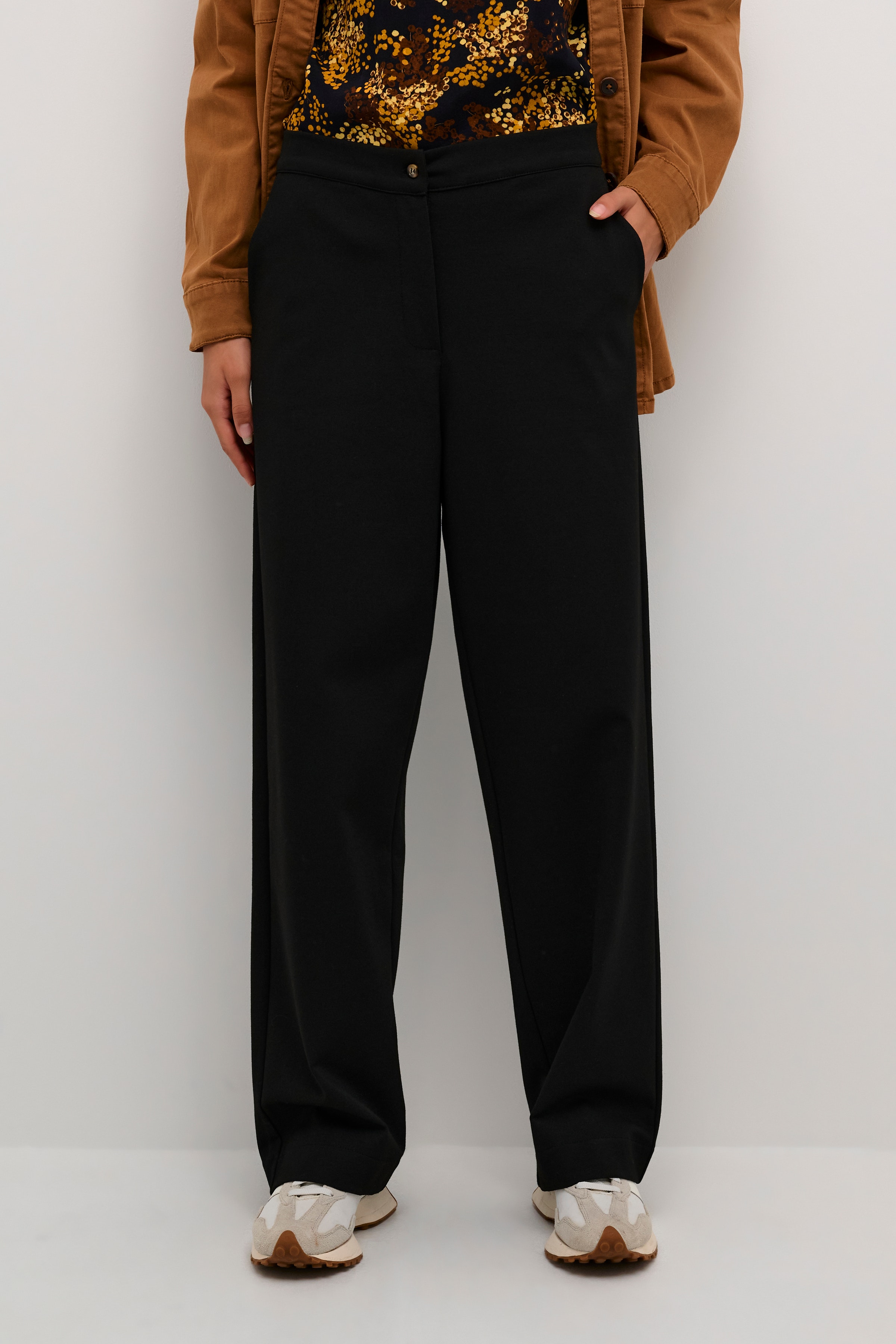 BPdebra Byxor LOOKBOOK FRONT 10590597-100121