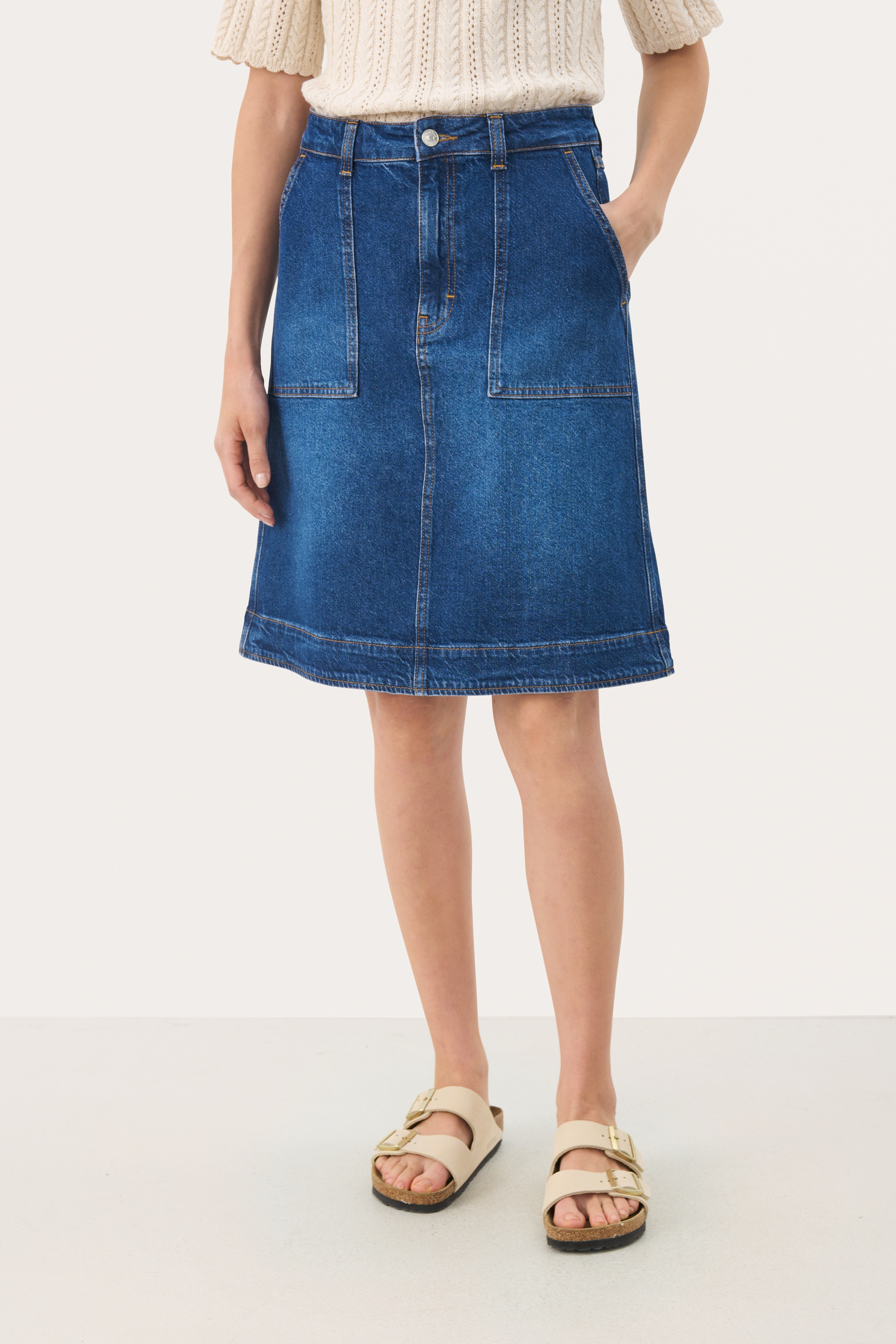 TammiePW Skirt LOOKBOOK FRONT 30309808-300157