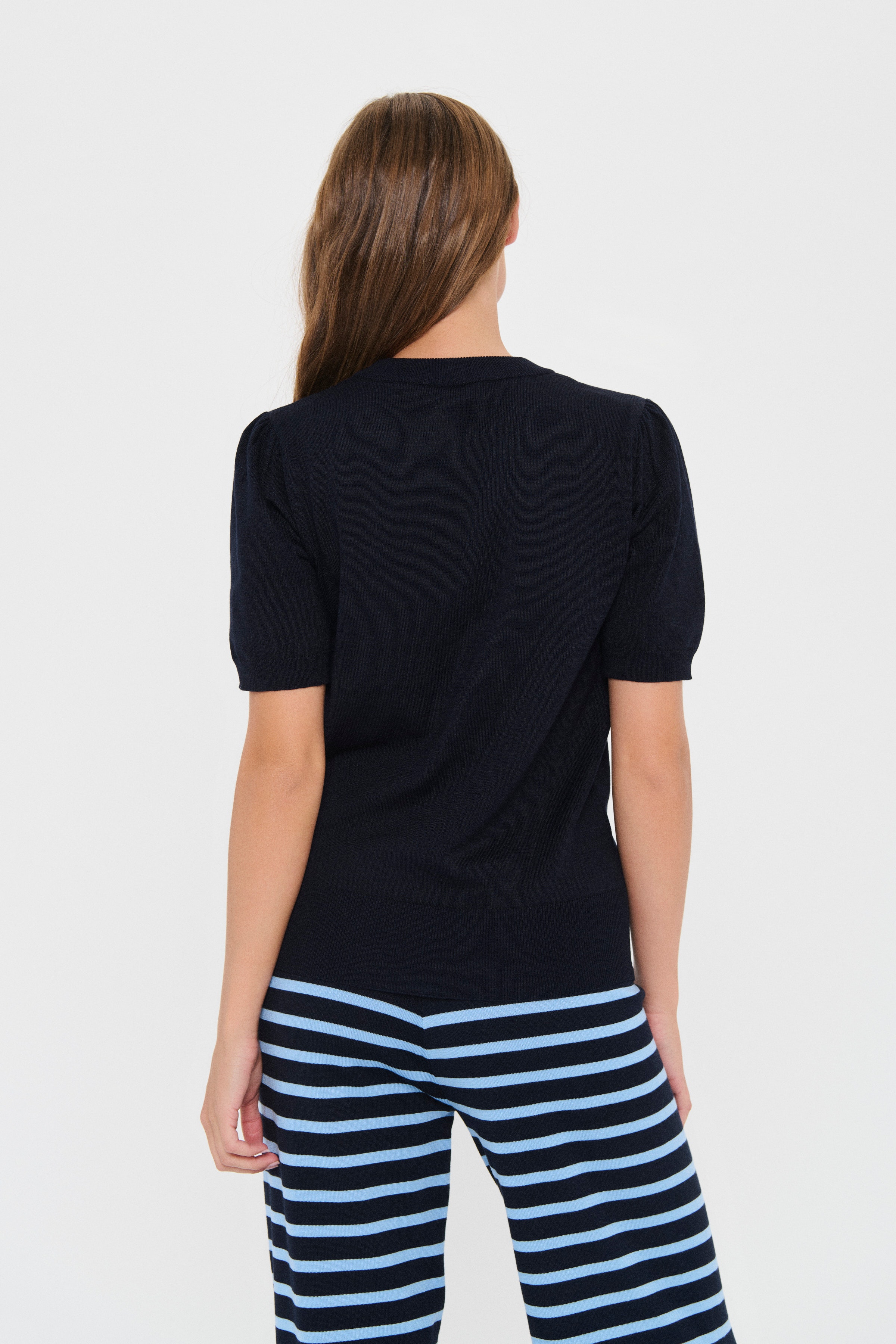 MilaSZ Pullover LOOKBOOK BACK 30511788-193924
