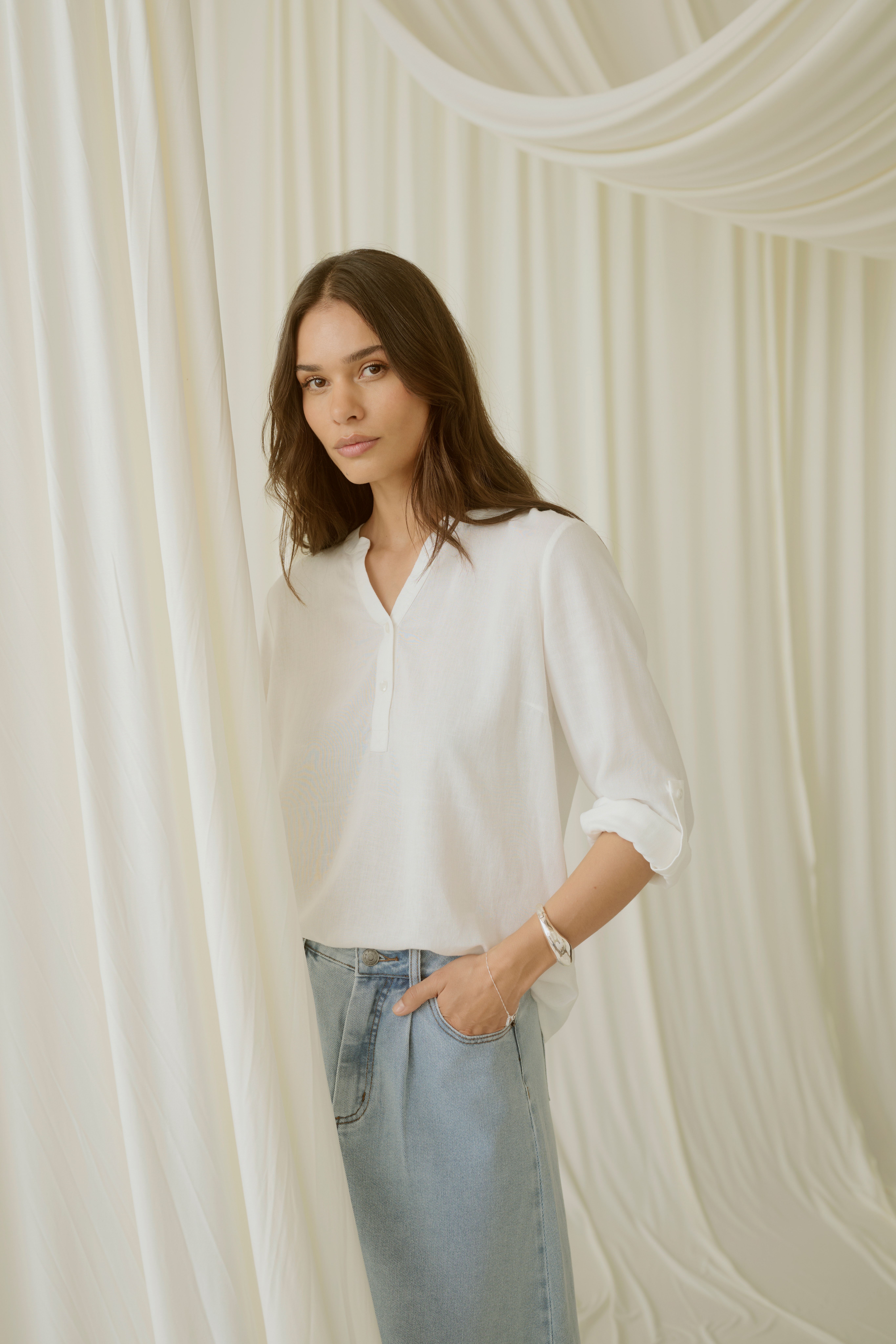 KAmilia Linen blouse LOCATION NONE 10508313-110602