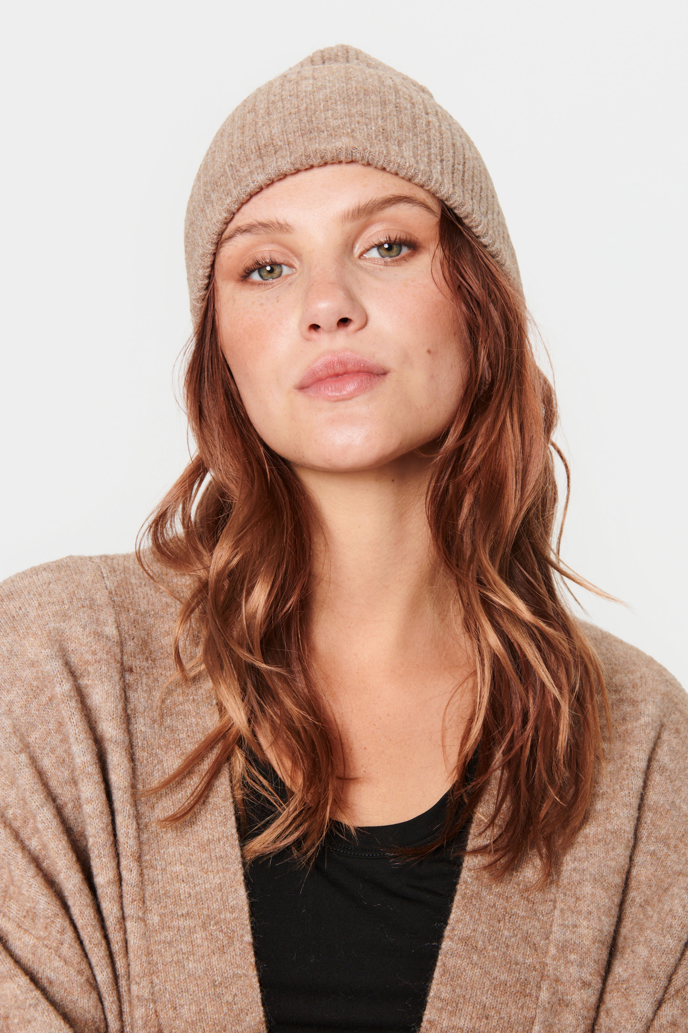 TrixieSZ Hat LOOKBOOK FRONT 30512843-1809331