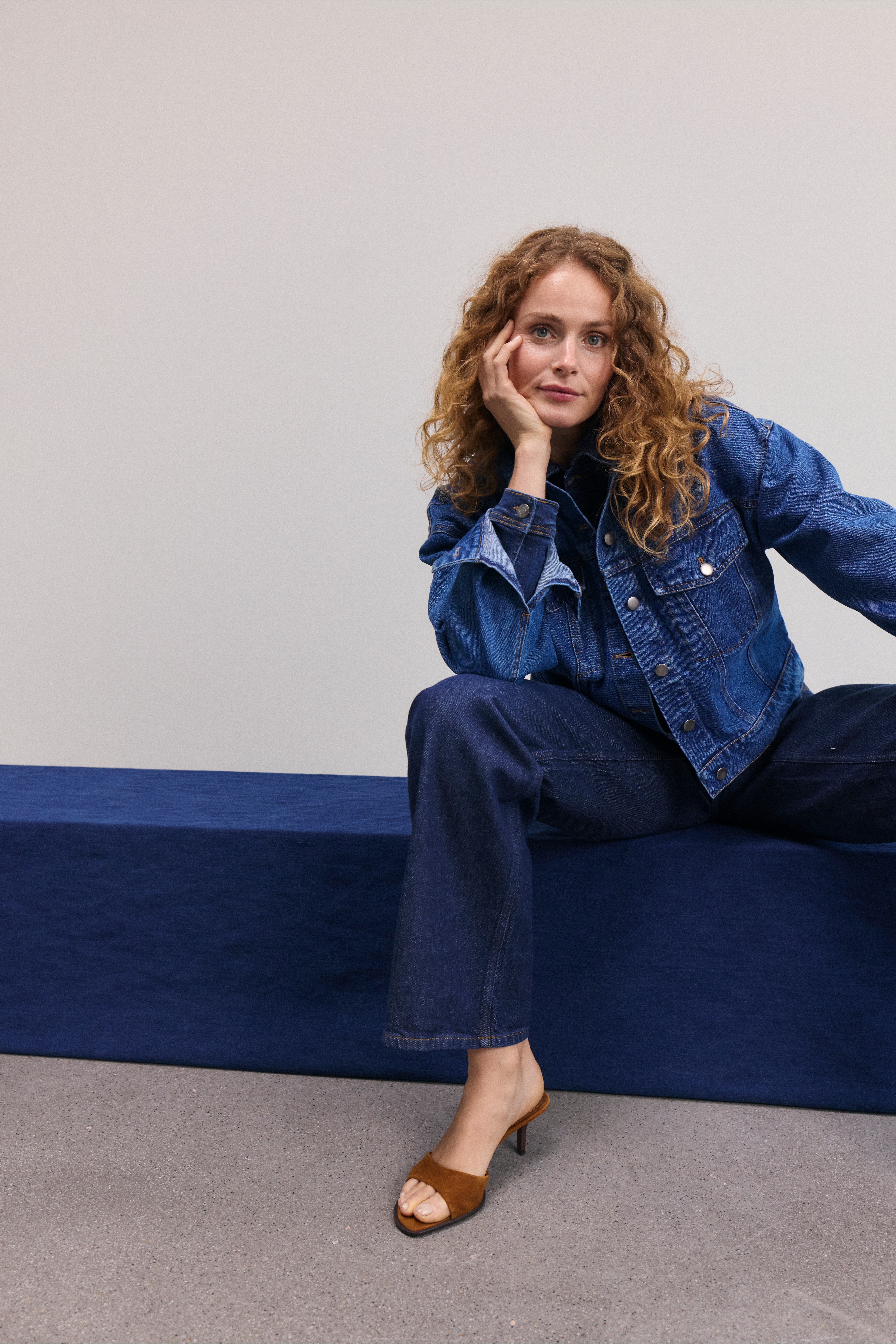 PZEMMA HW Jeans Medium Straight Leg LOCATION NONE 50206336-200002