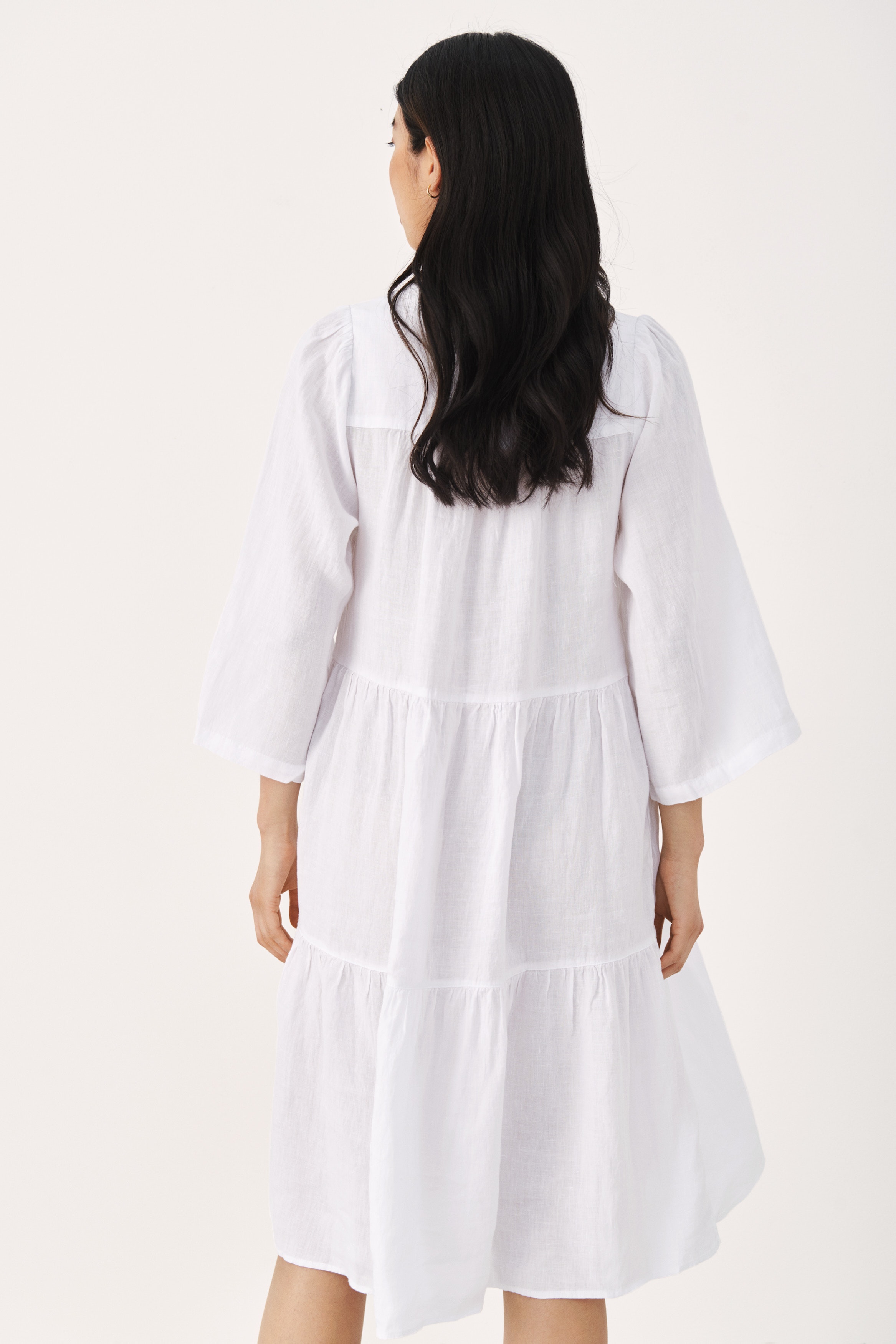 NahlasPW Dress LOOKBOOK BACK 30307179-110601