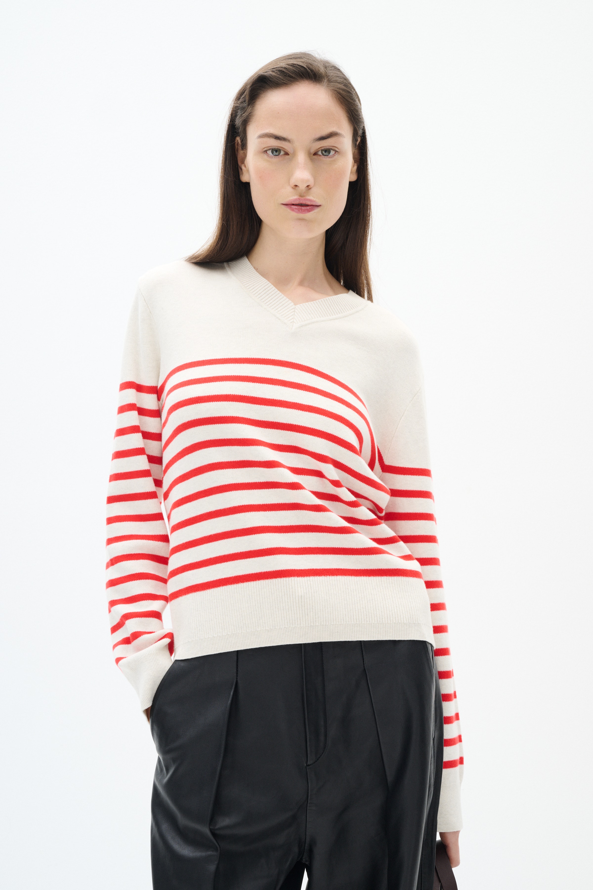 WallisIW Pullover LOOKBOOK FRONT 30110297-300008