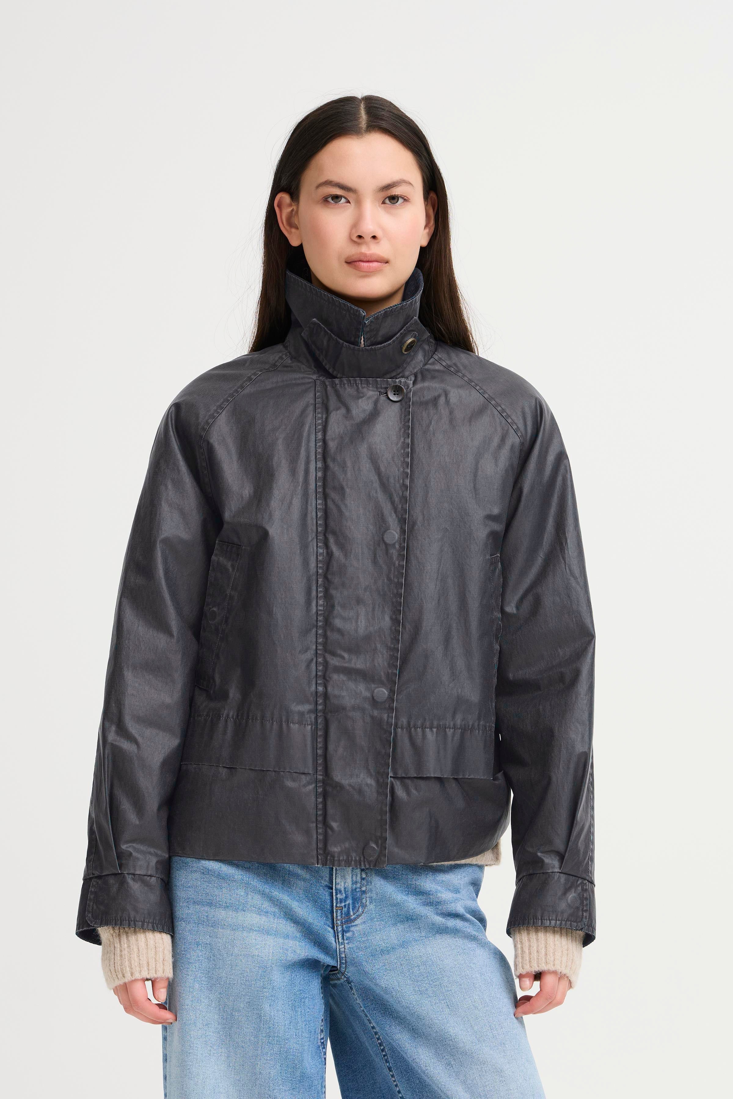 IHGANILO Ytterplagg LOOKBOOK FRONT 20123119-194013