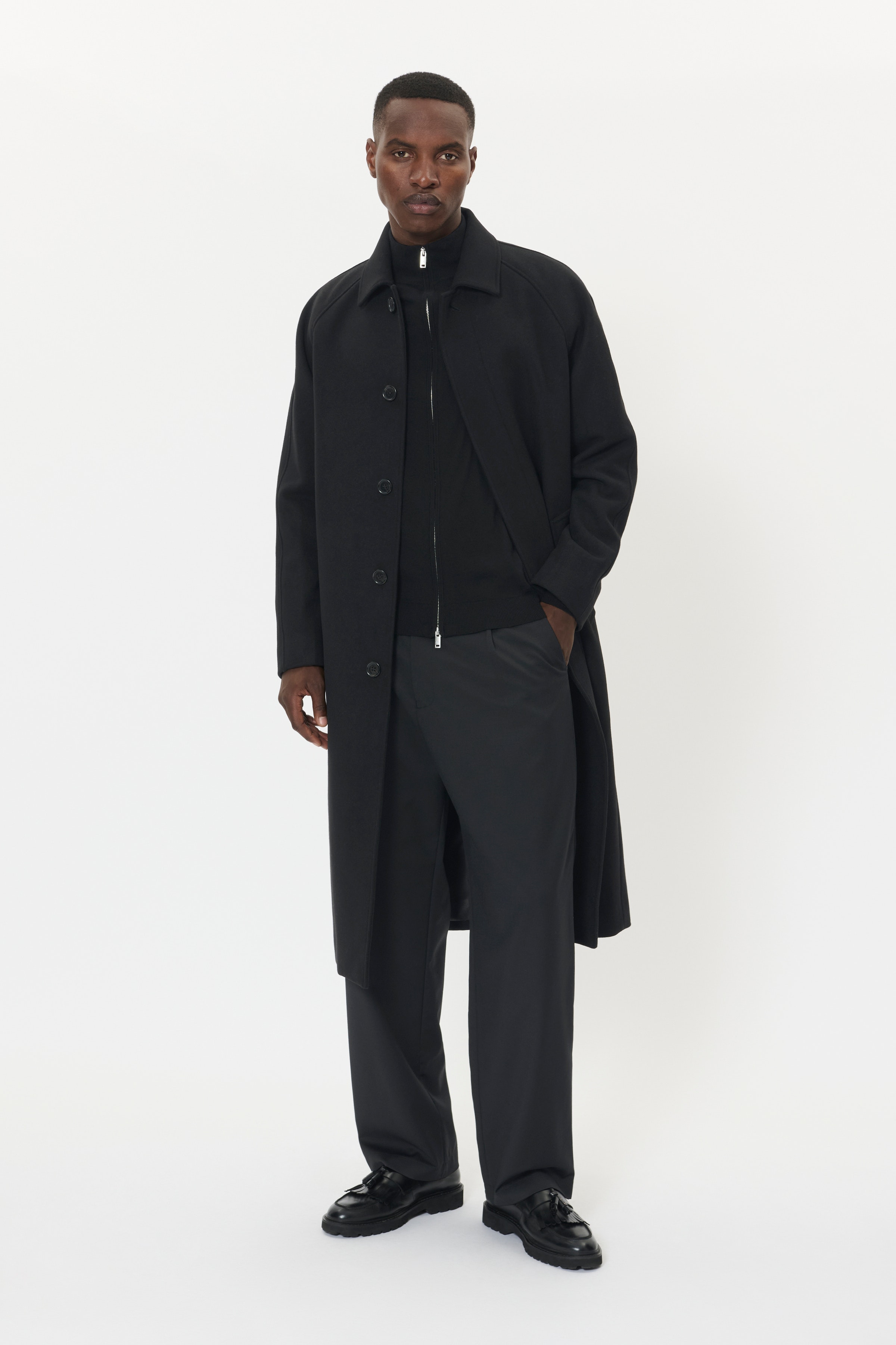 MAelijah M73 Mantel LOCATION NONE 30208861-300275