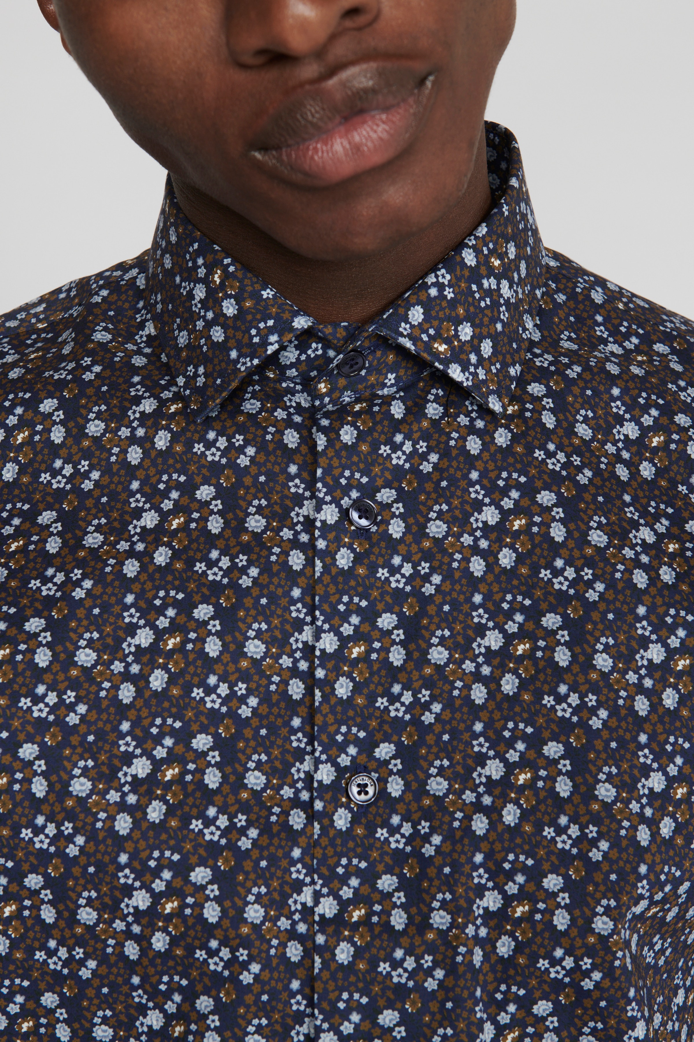 MAtrostol Shirt LOOKBOOK DETAIL 30206964-180930