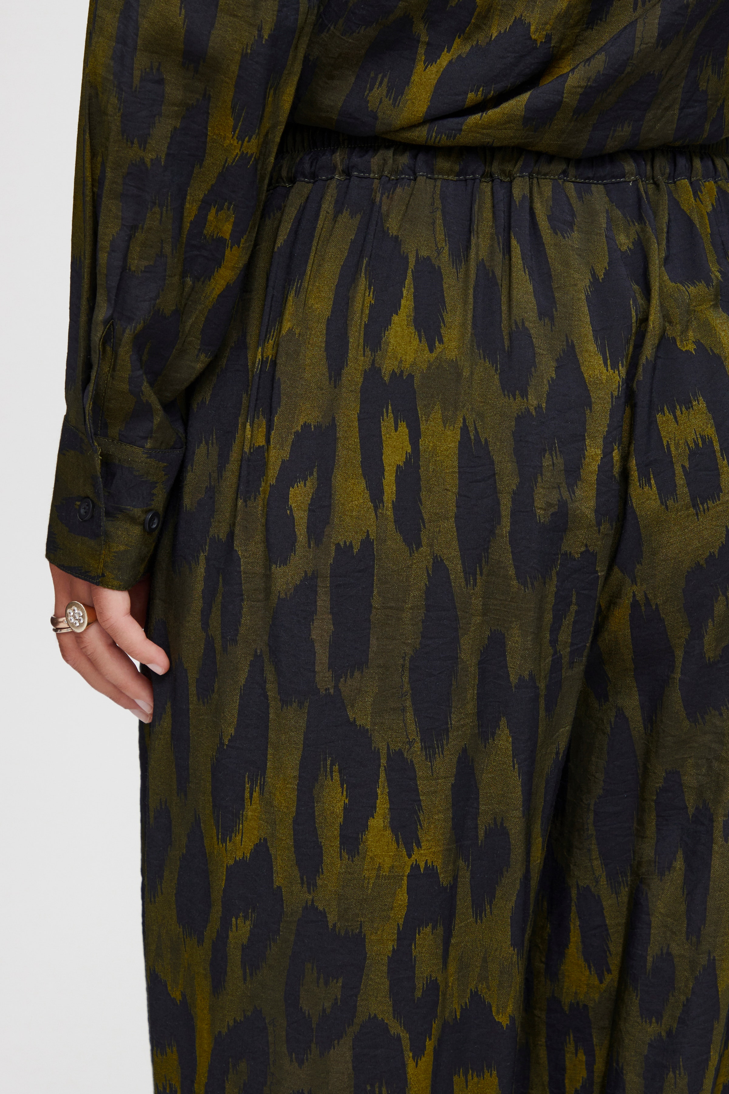 FRLEONI Byxor LOOKBOOK DETAIL 20613403-202439