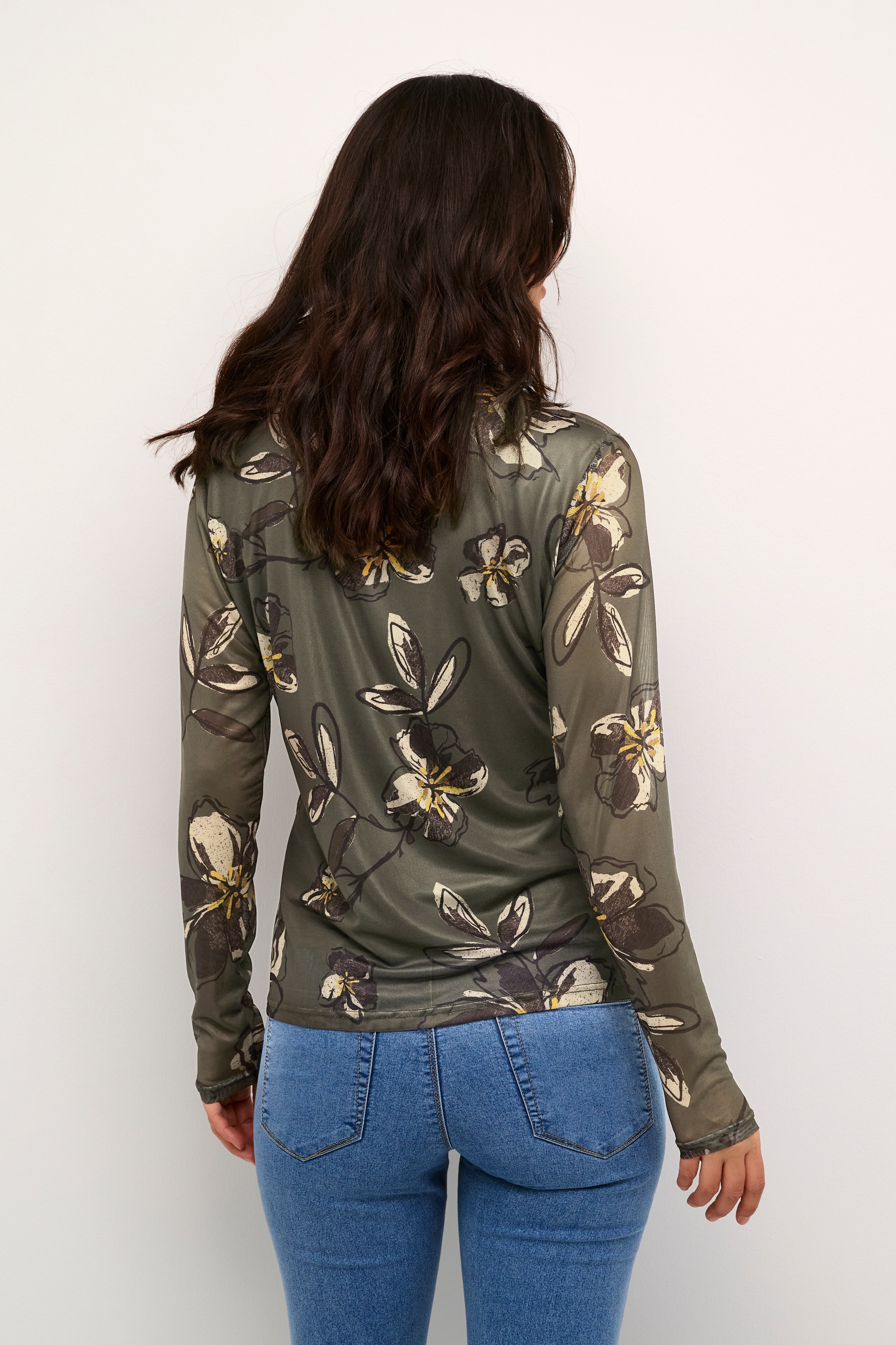 BPjuliane Blouse LOOKBOOK BACK 10590631-105620B