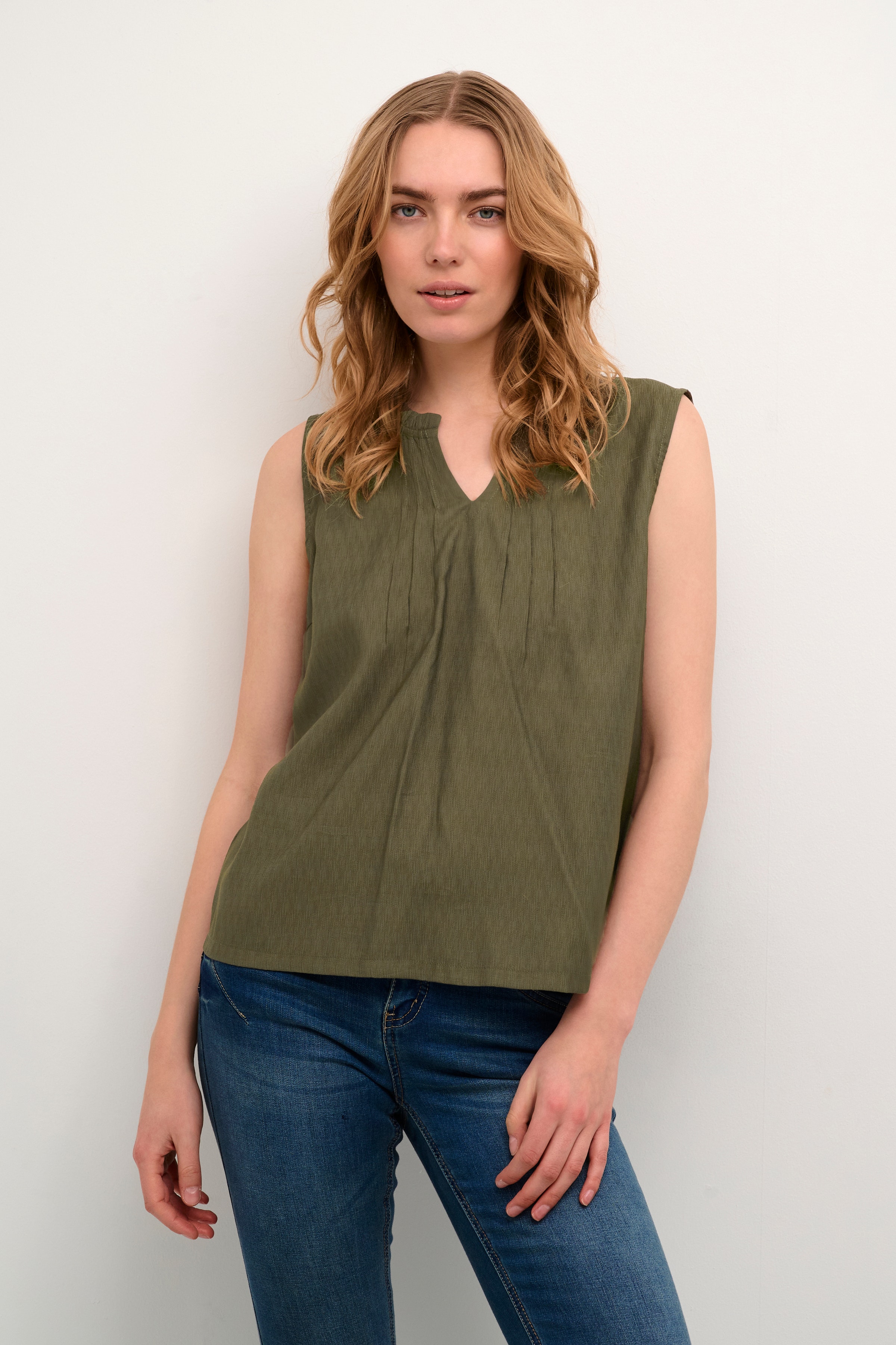 CRLiselin Blouse LOOKBOOK FRONT 10609455-190403