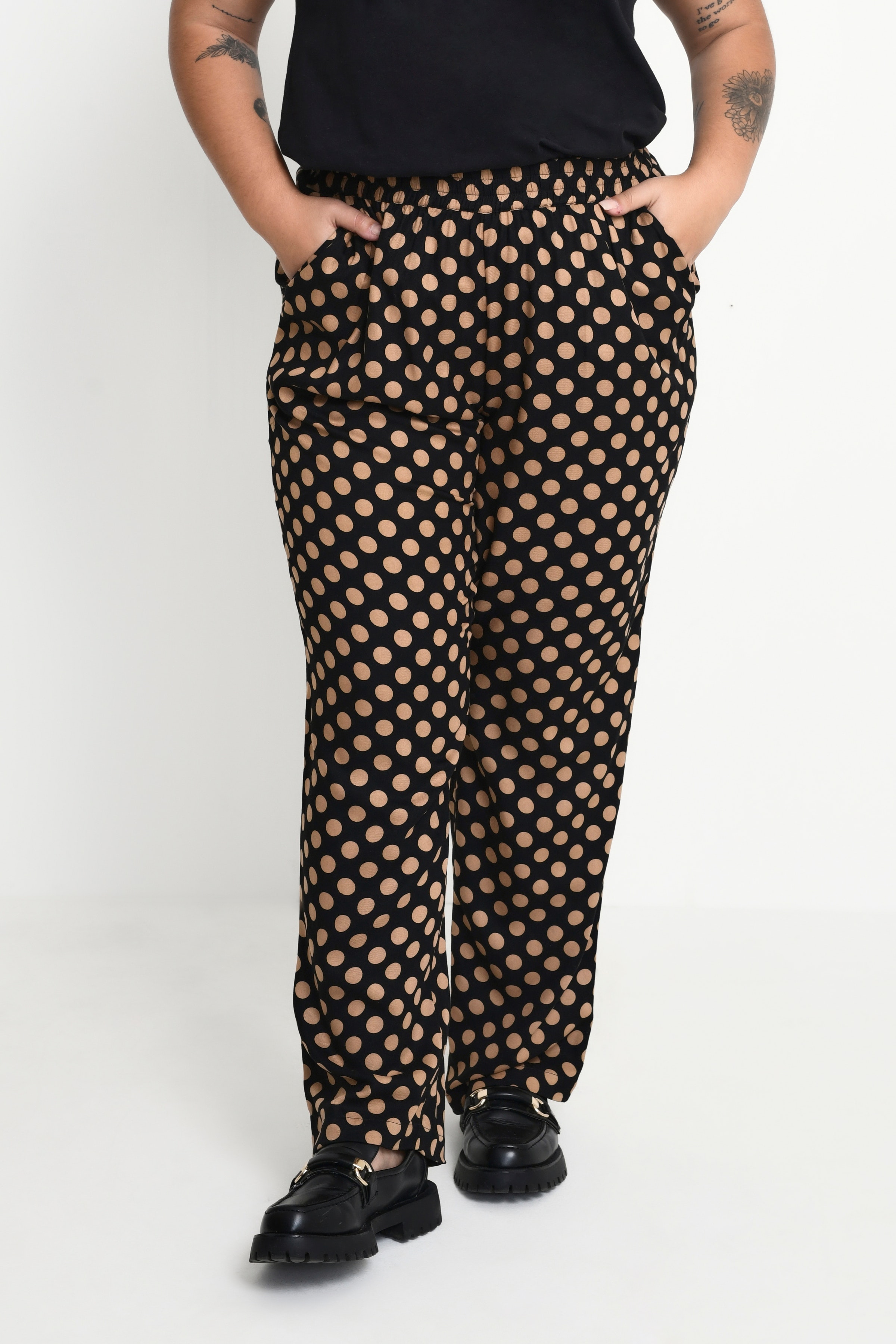 KCdotta Casual byxor LOOKBOOK FRONT 10581039-103295