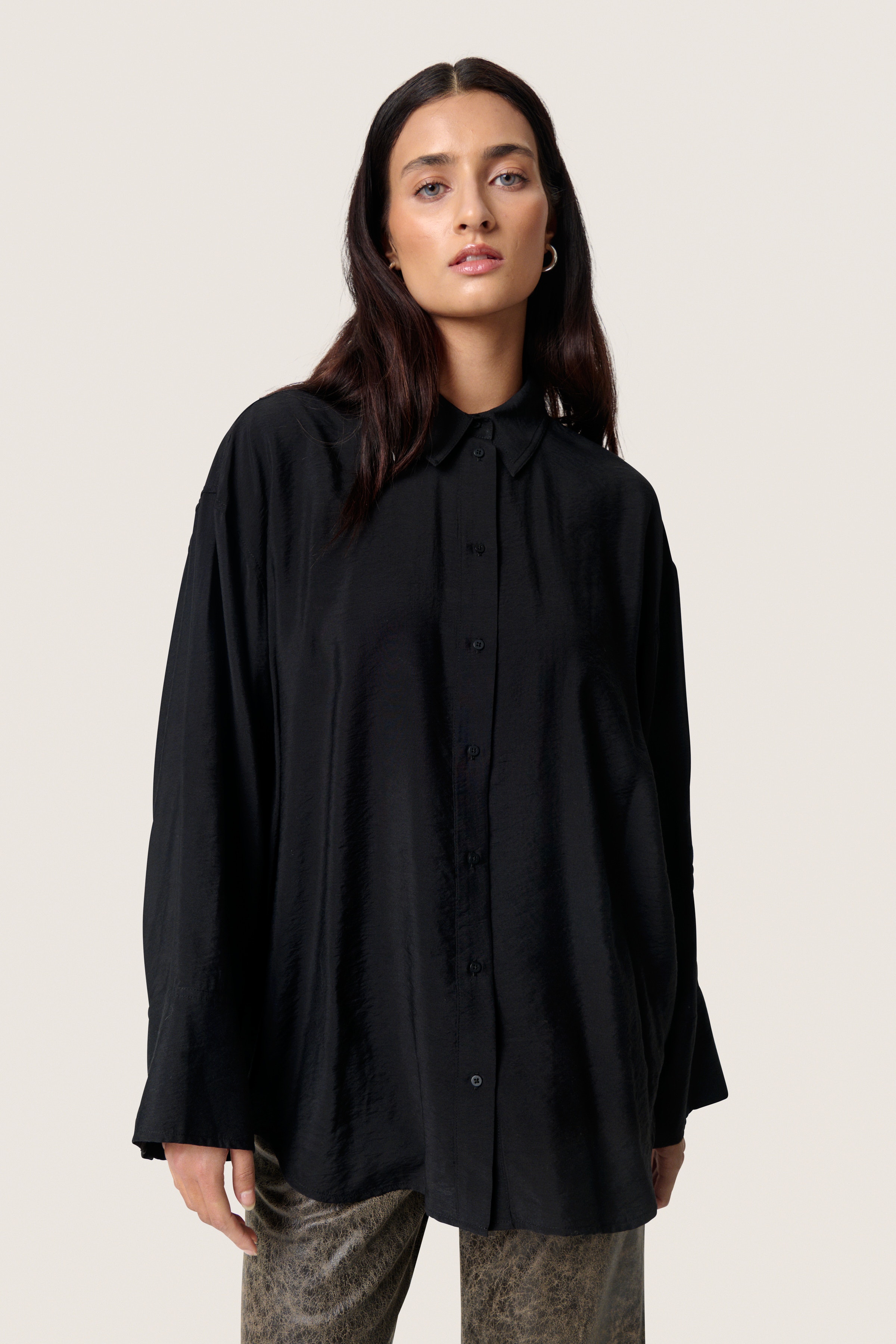 SLLeodora Skjorte LOOKBOOK FRONT 30407638-194008