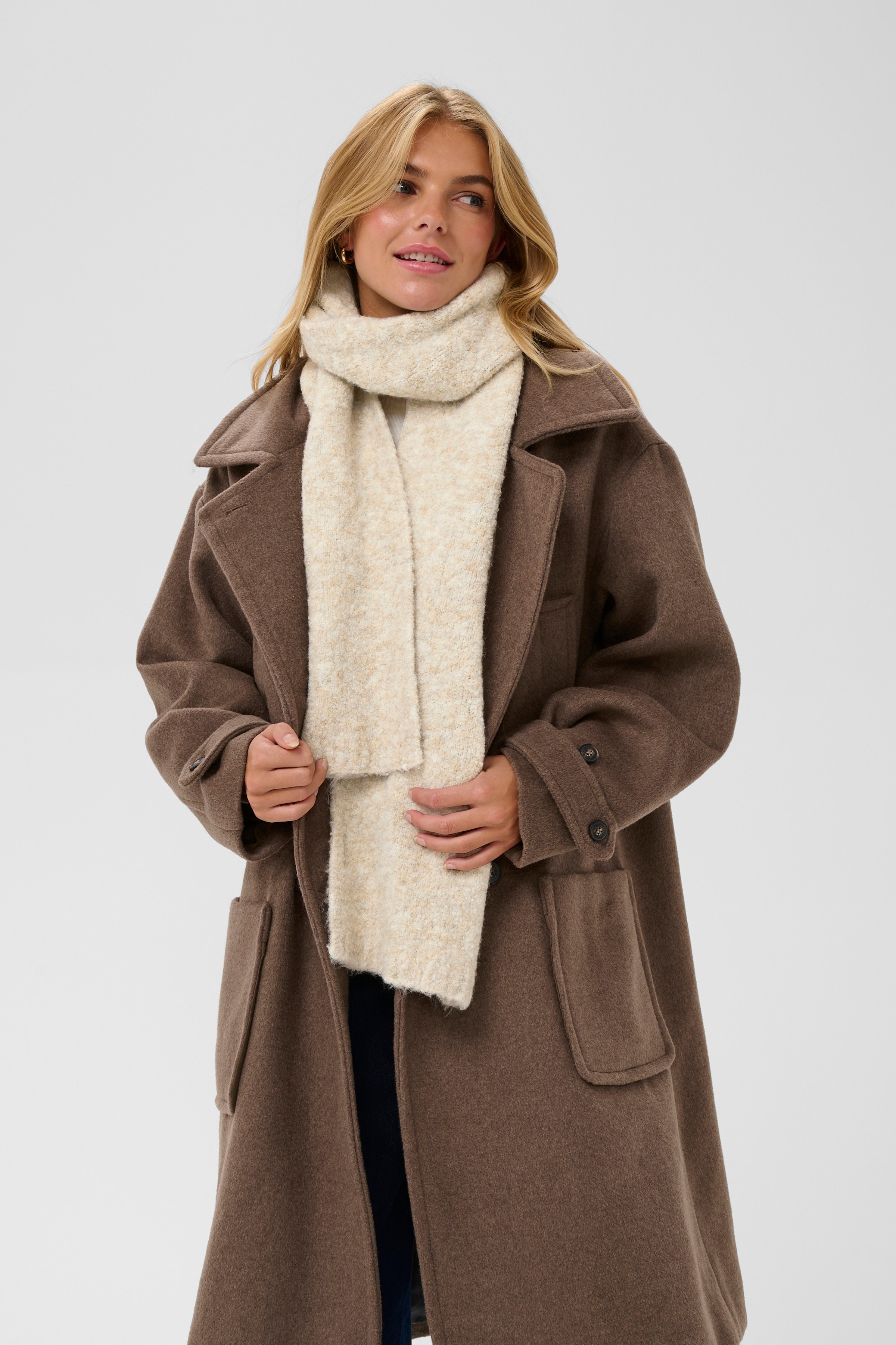 AgitaSZ Tørklæde LOOKBOOK FRONT 30514175-130403