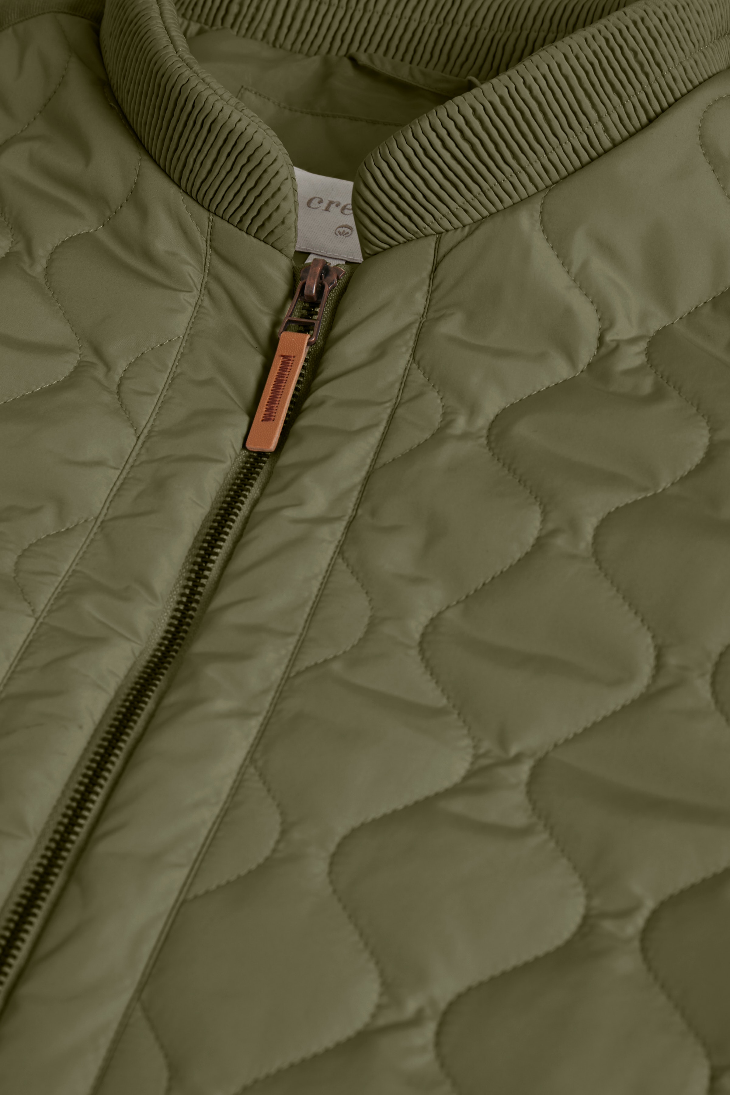 ArwenCR Jacket PACK DETAIL 10606580-190510