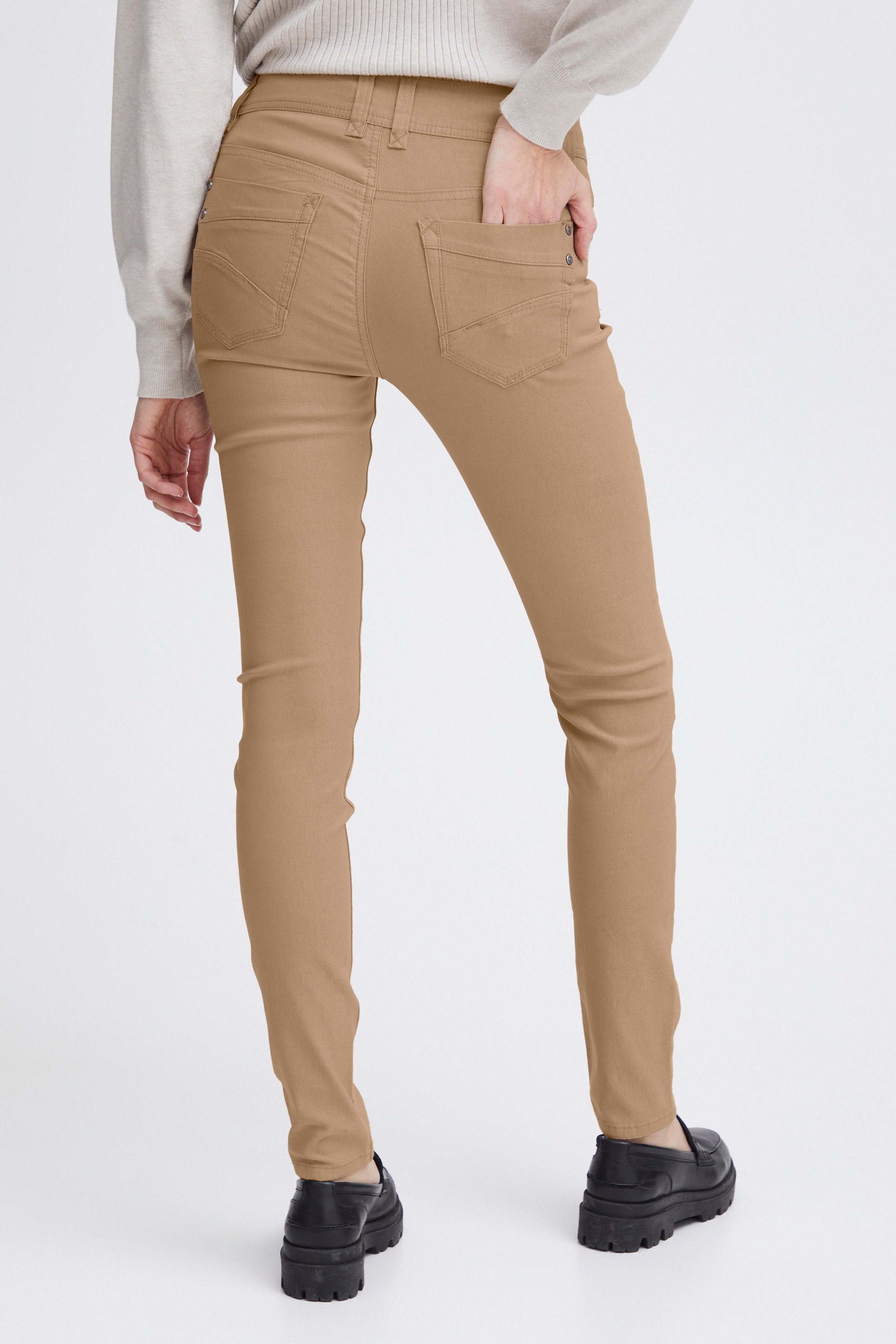 FRZALIN Trousers LOOKBOOK FRONT 601748-171312