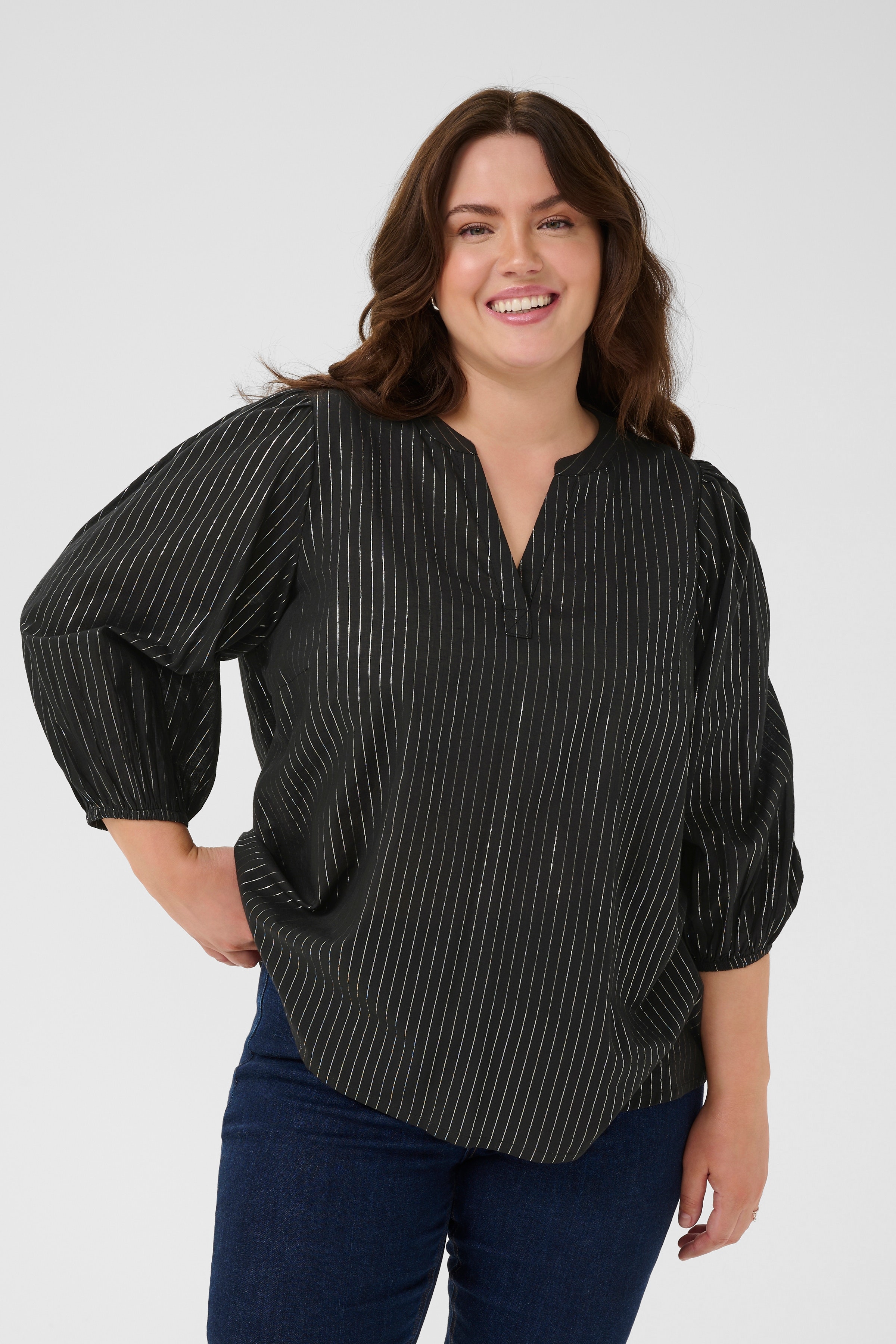 KCluisa Bluse LOOKBOOK FRONT 10583864-100121