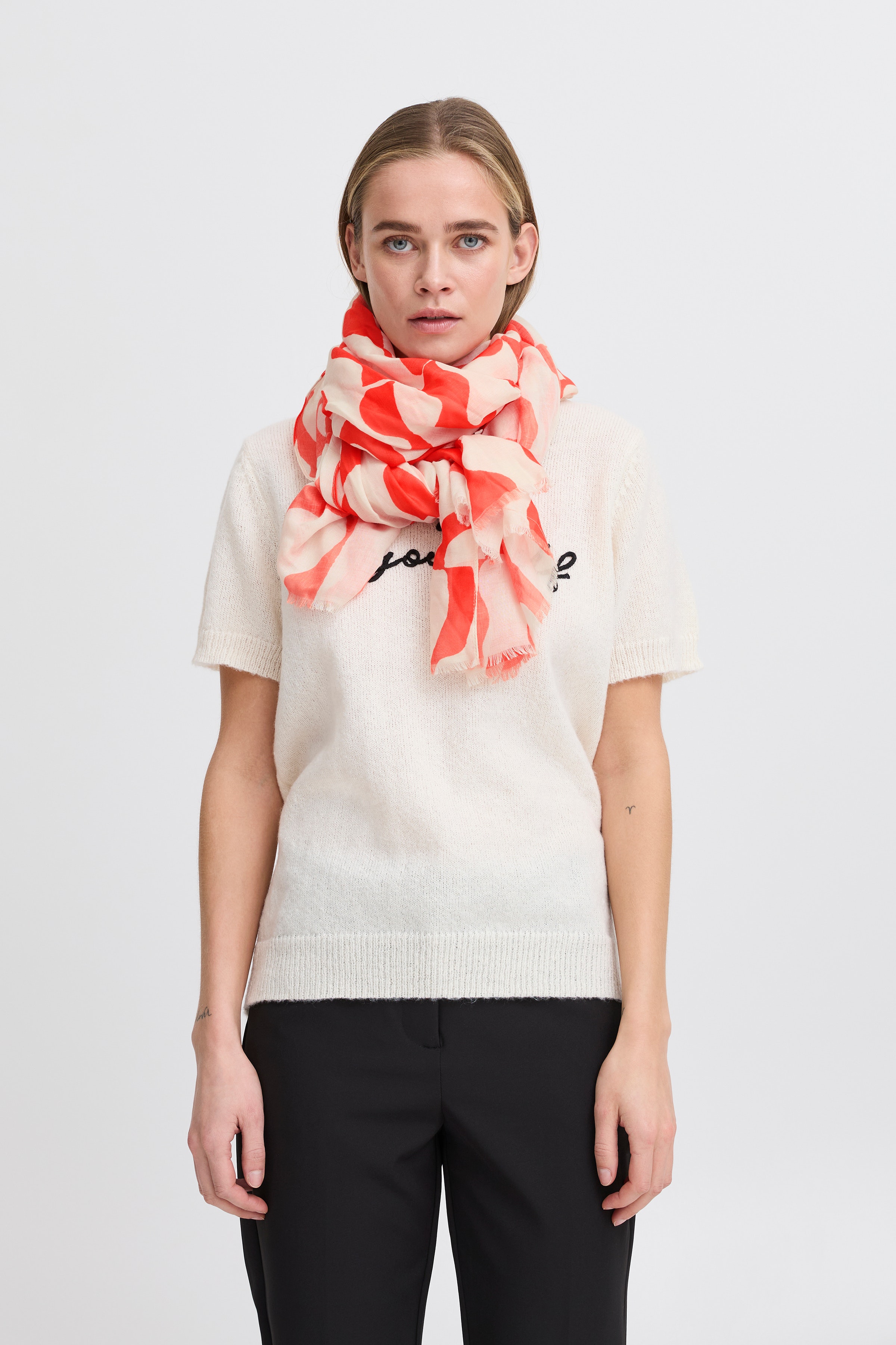 IAMARTE Skjerf LOOKBOOK FRONT 20122648-171564