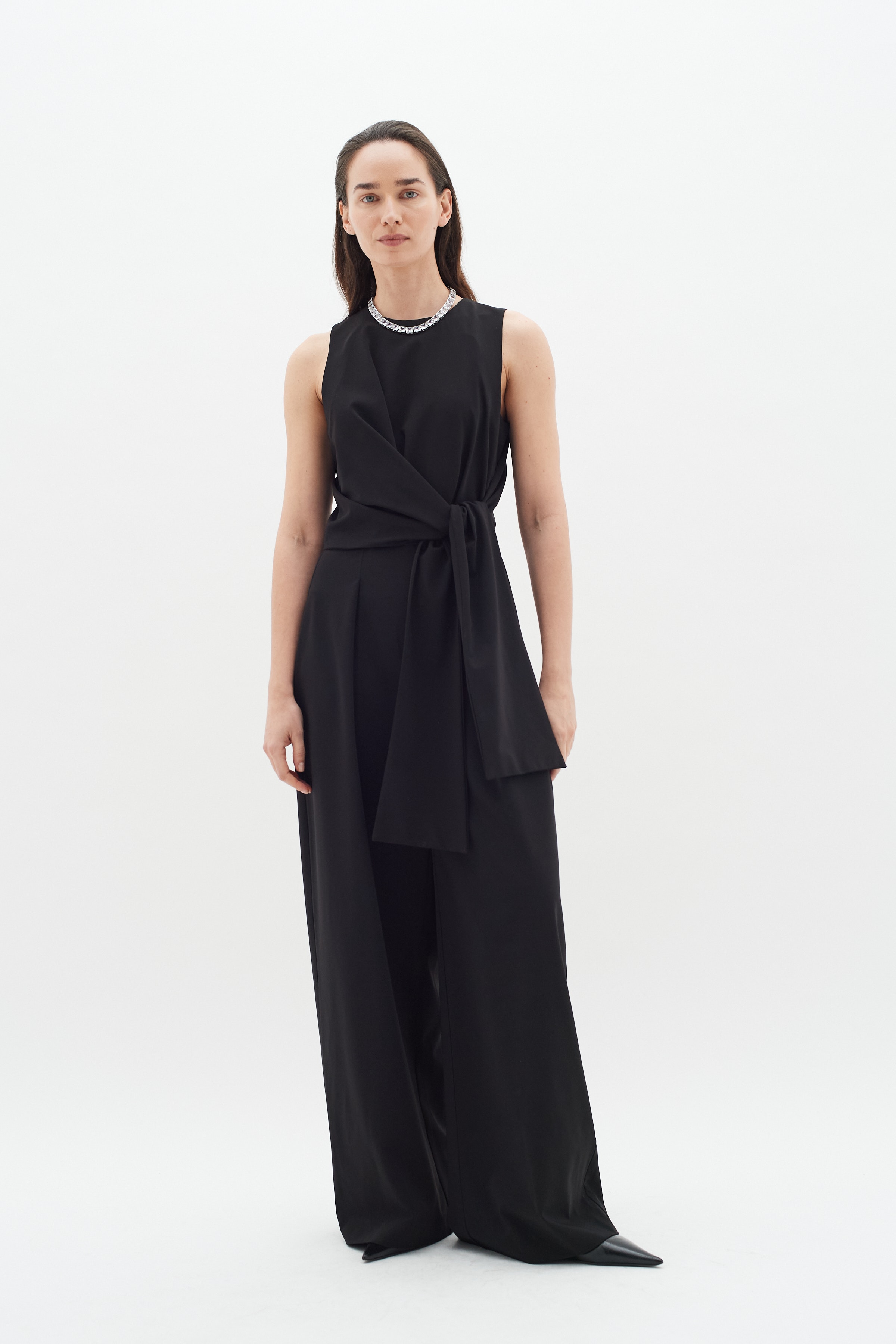 YasminaIW Overall LOOKBOOK FRONT 30109824-194008