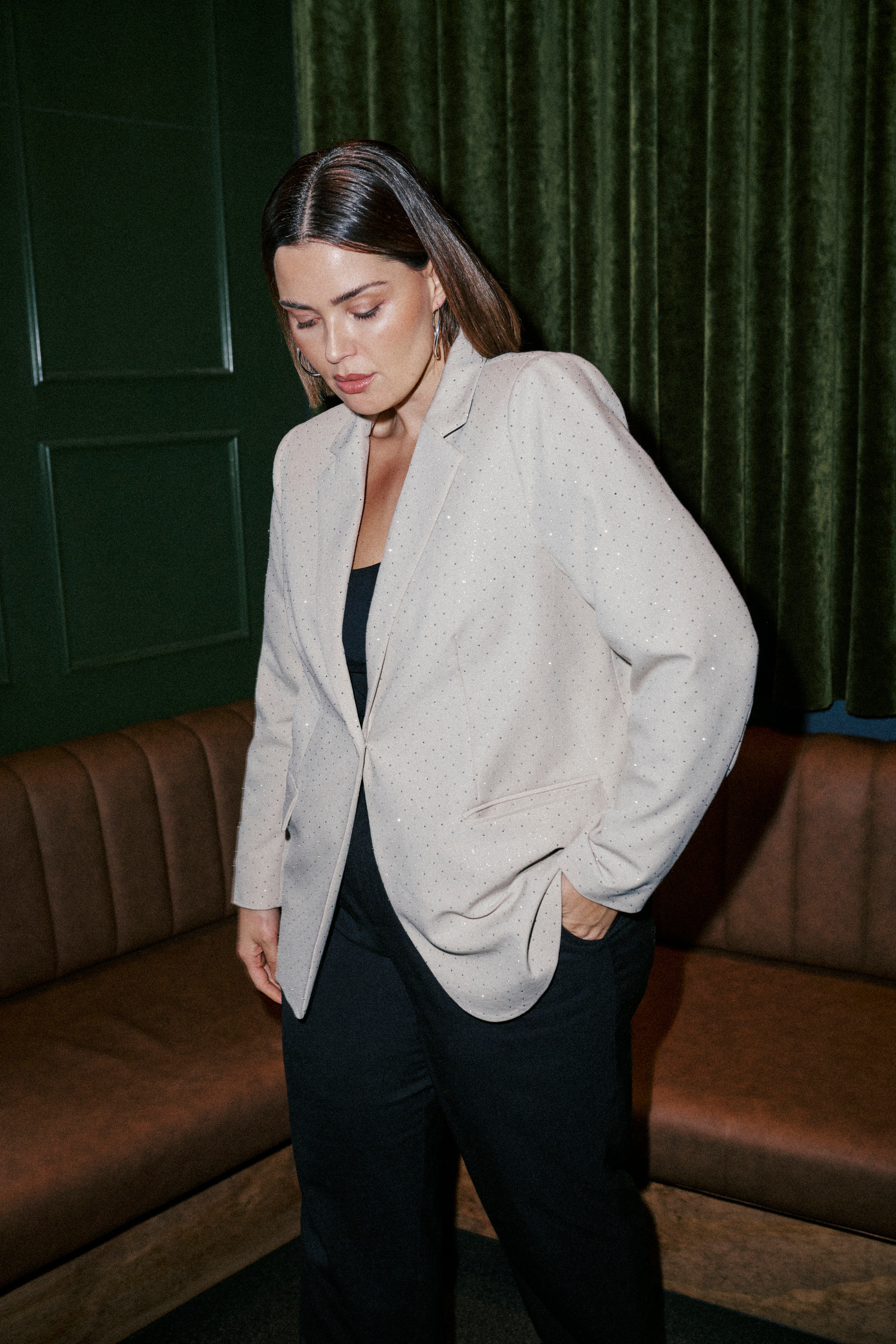 KCbetty Blazer LOCATION NONE 10582833-151305