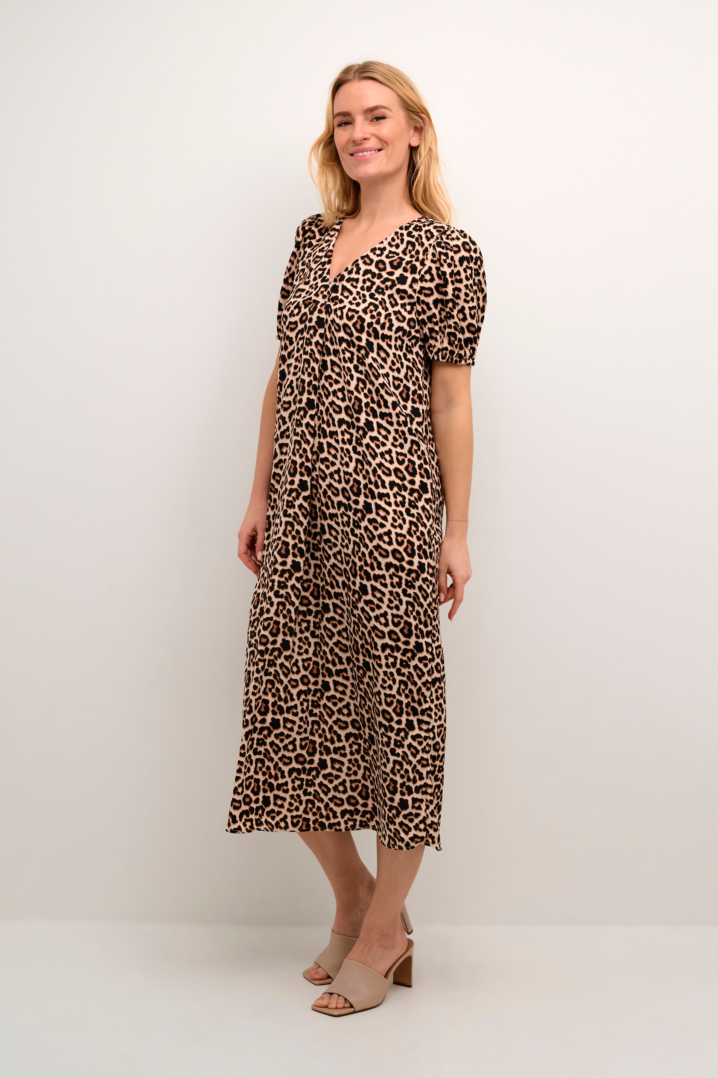 CUbesti Leopard dress LOOKBOOK FRONT 50110828-106249