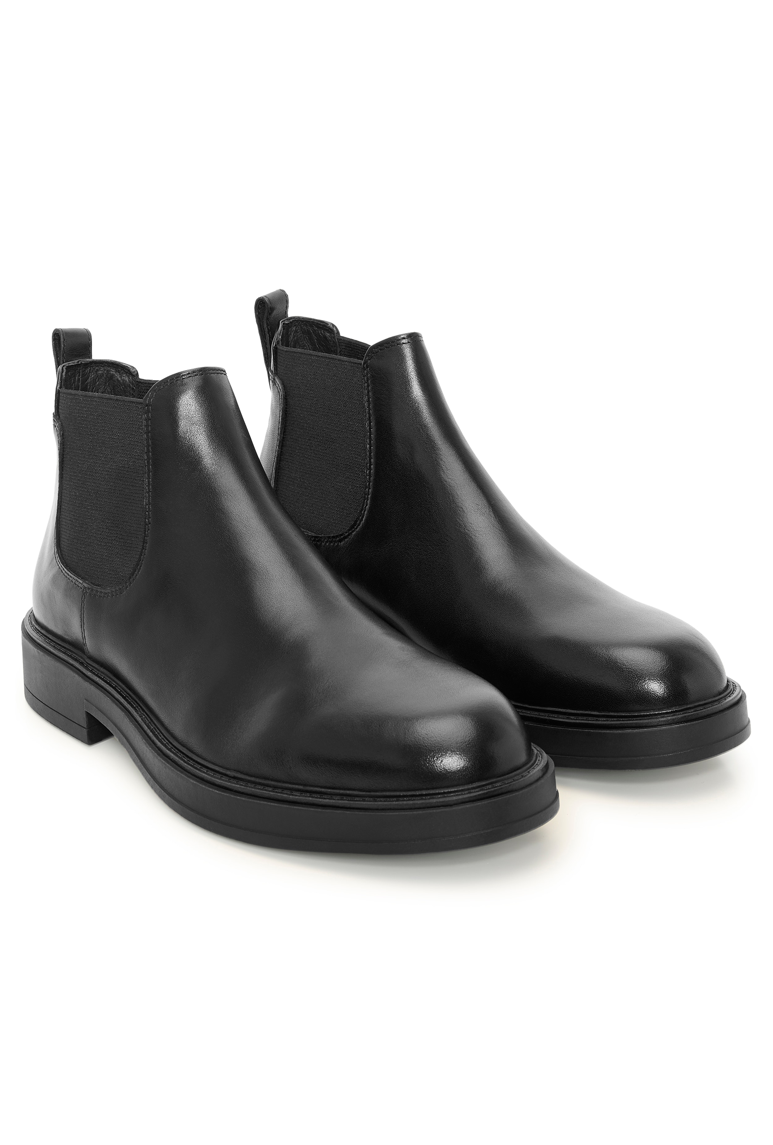 MARoger Leather Shoes

 LOOKBOOK DETAIL 30208738-300275