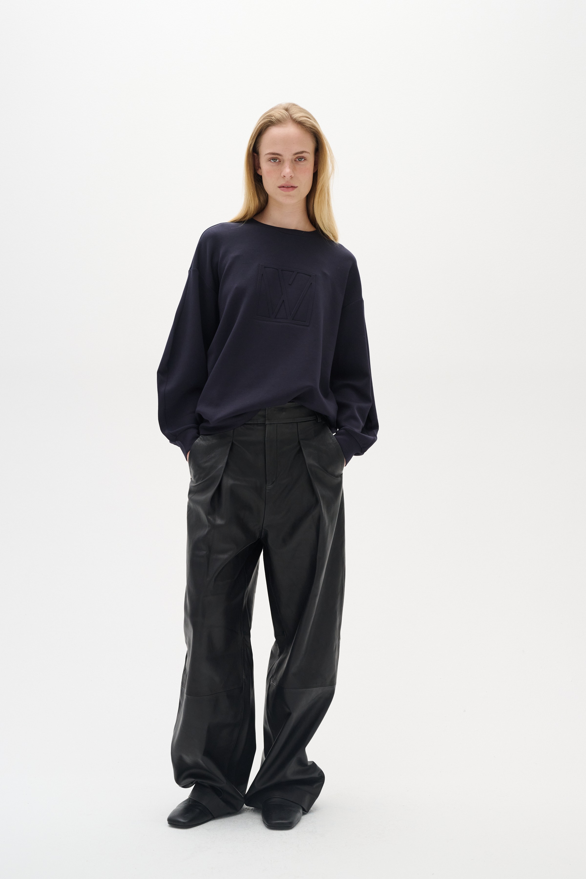 UriyaIW Trousers LOOKBOOK FRONT 30110067-194008