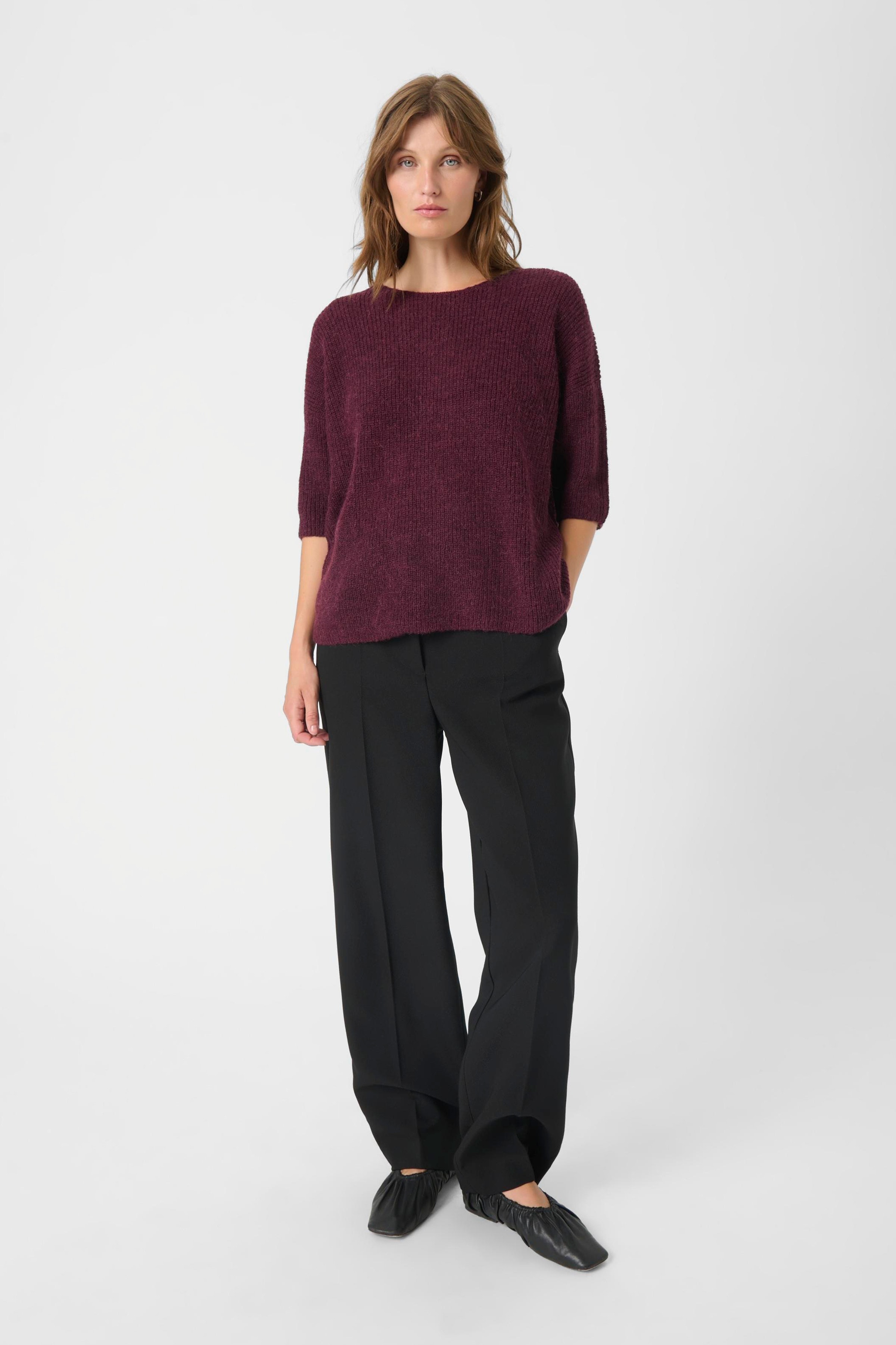 Tuesday Pullover LOOKBOOK FRONT 30400427-192118