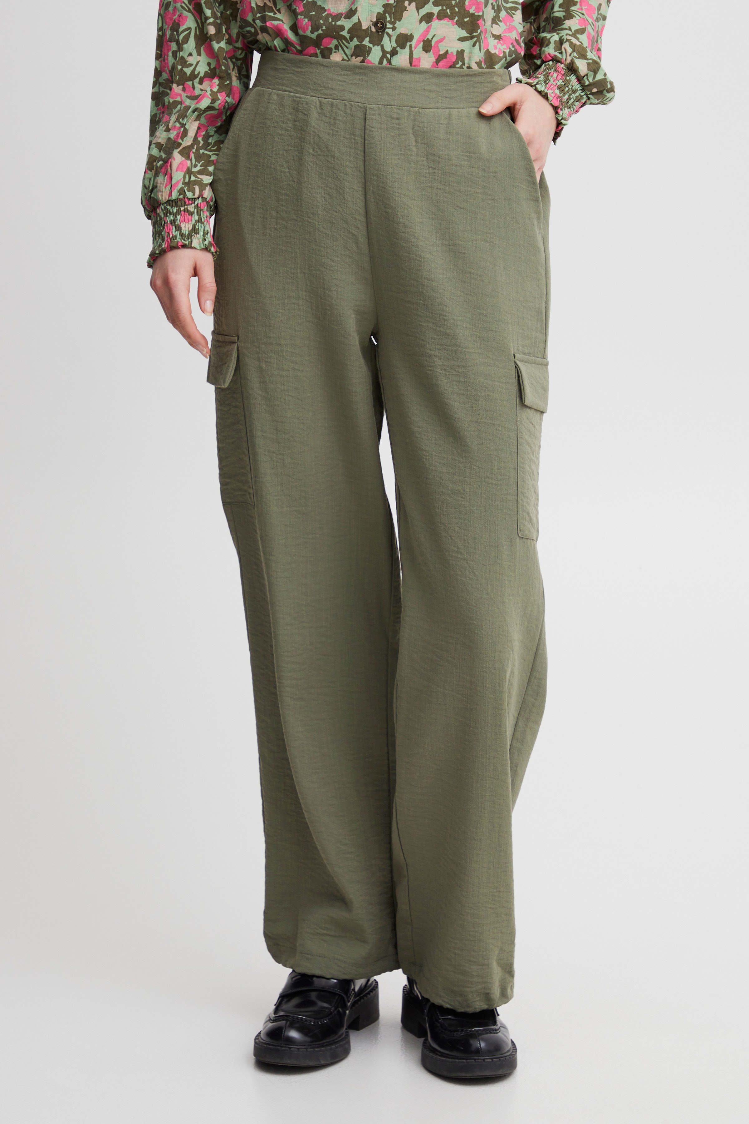 FXJAGO Trousers LOOKBOOK FRONT 20613114-180515