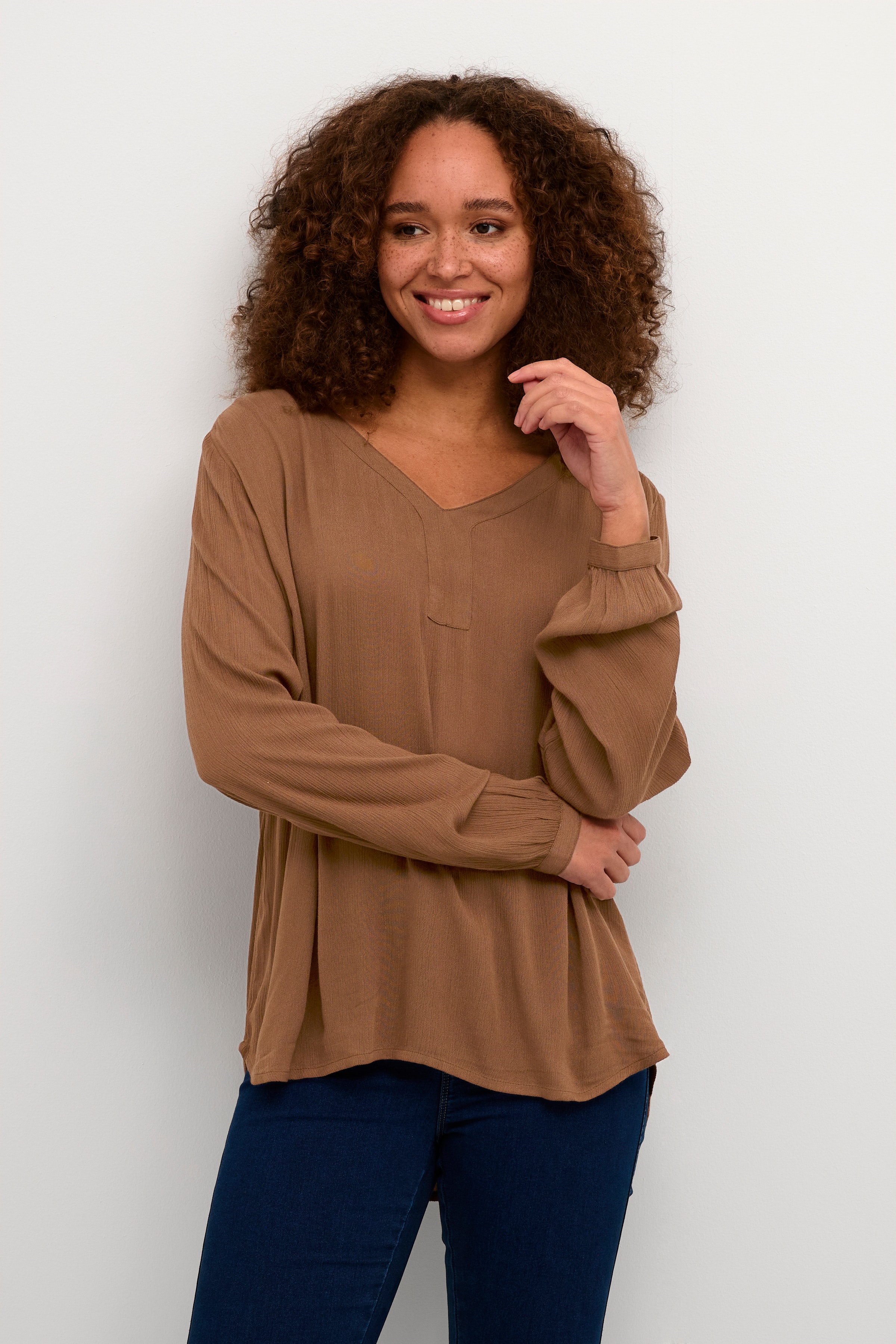 KAamber Bluse LOOKBOOK FRONT 501032-181232