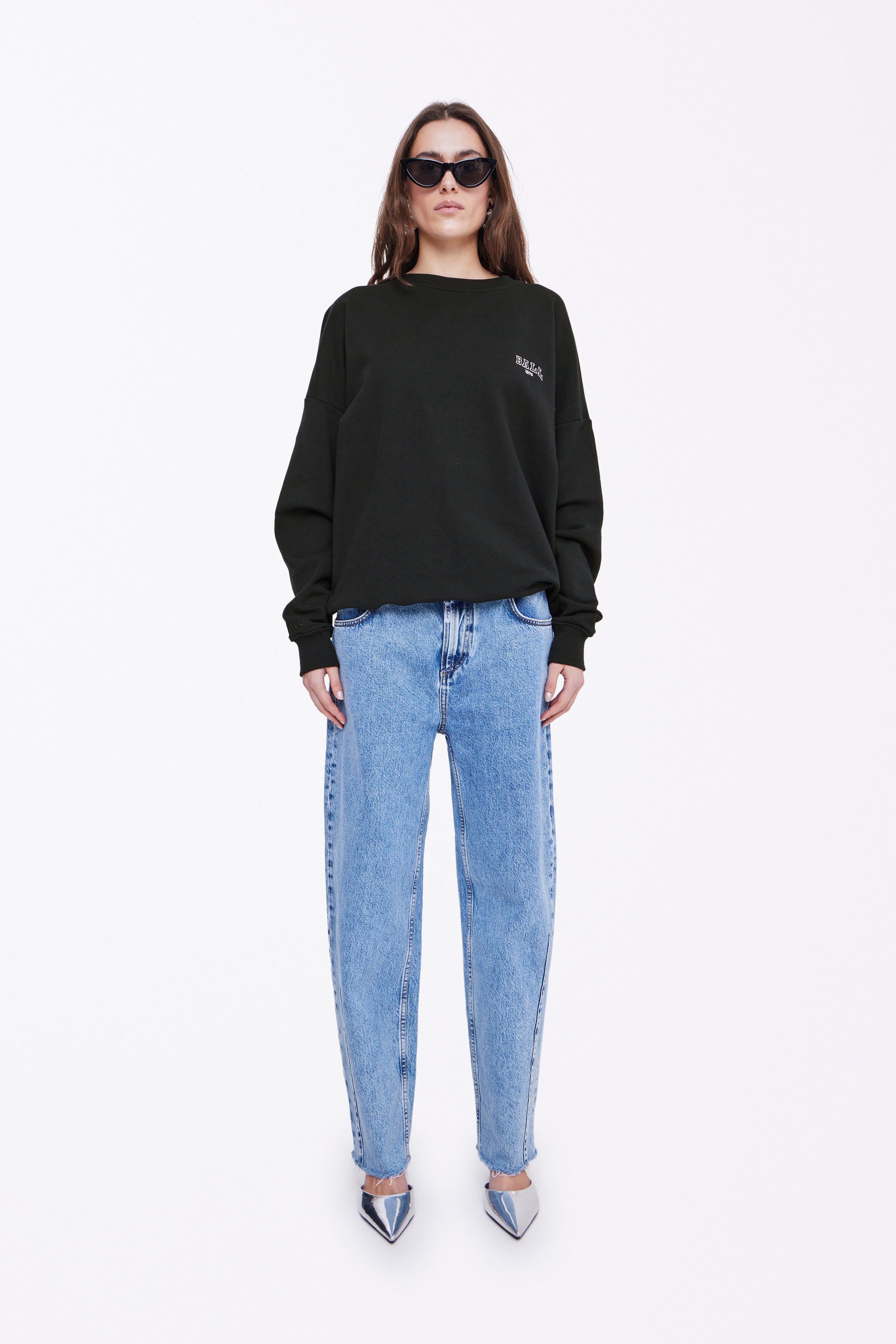 Bond Sweatshirt LOOKBOOK FRONT 50400093-193911