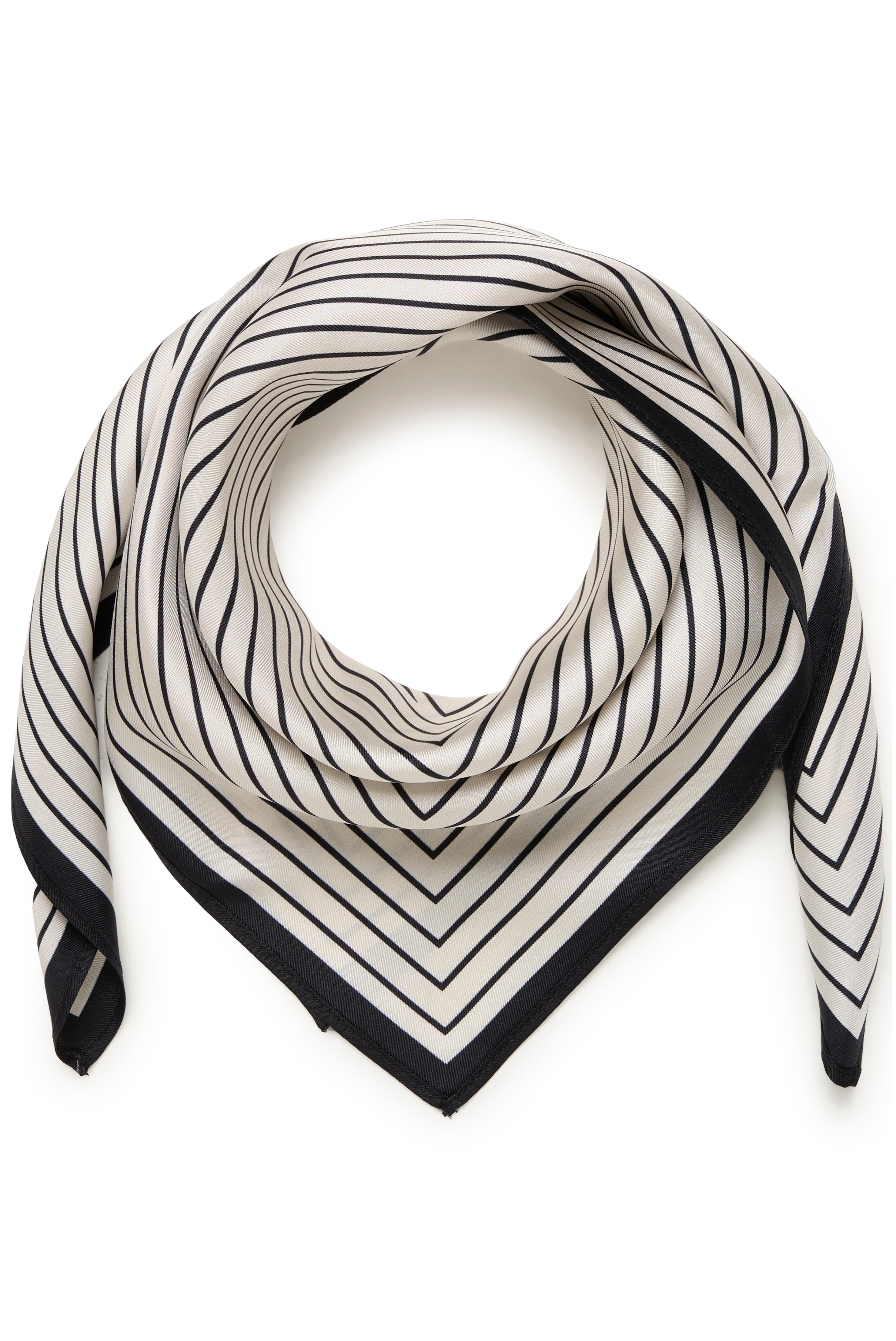 RafiqIW Skjerf PACK FRONT 30107632-301284