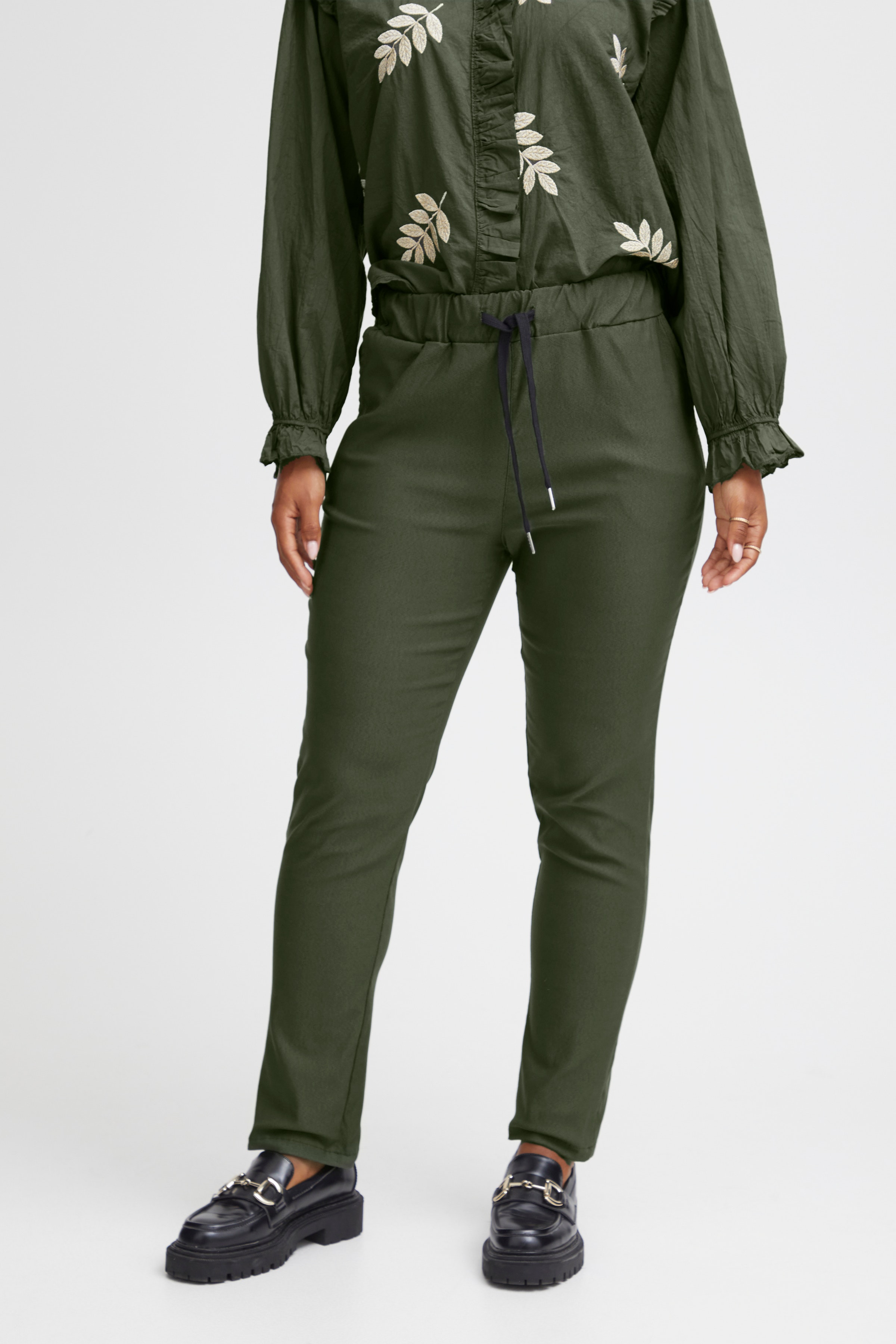 SBBENITTO Bukser LOOKBOOK FRONT 22100378-190414