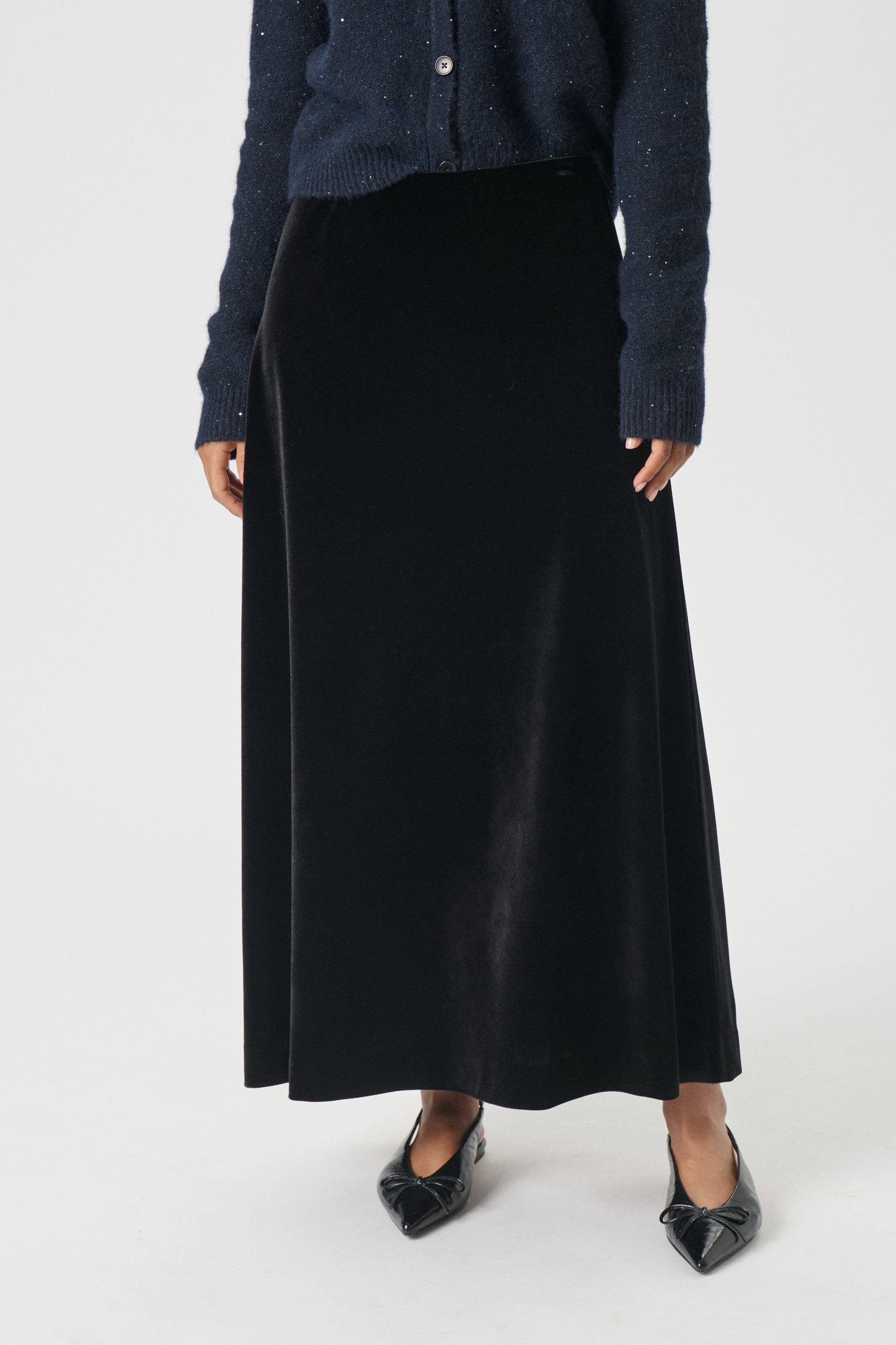 MeyaPW Velour Kjol LOOKBOOK FRONT 30309080-194008