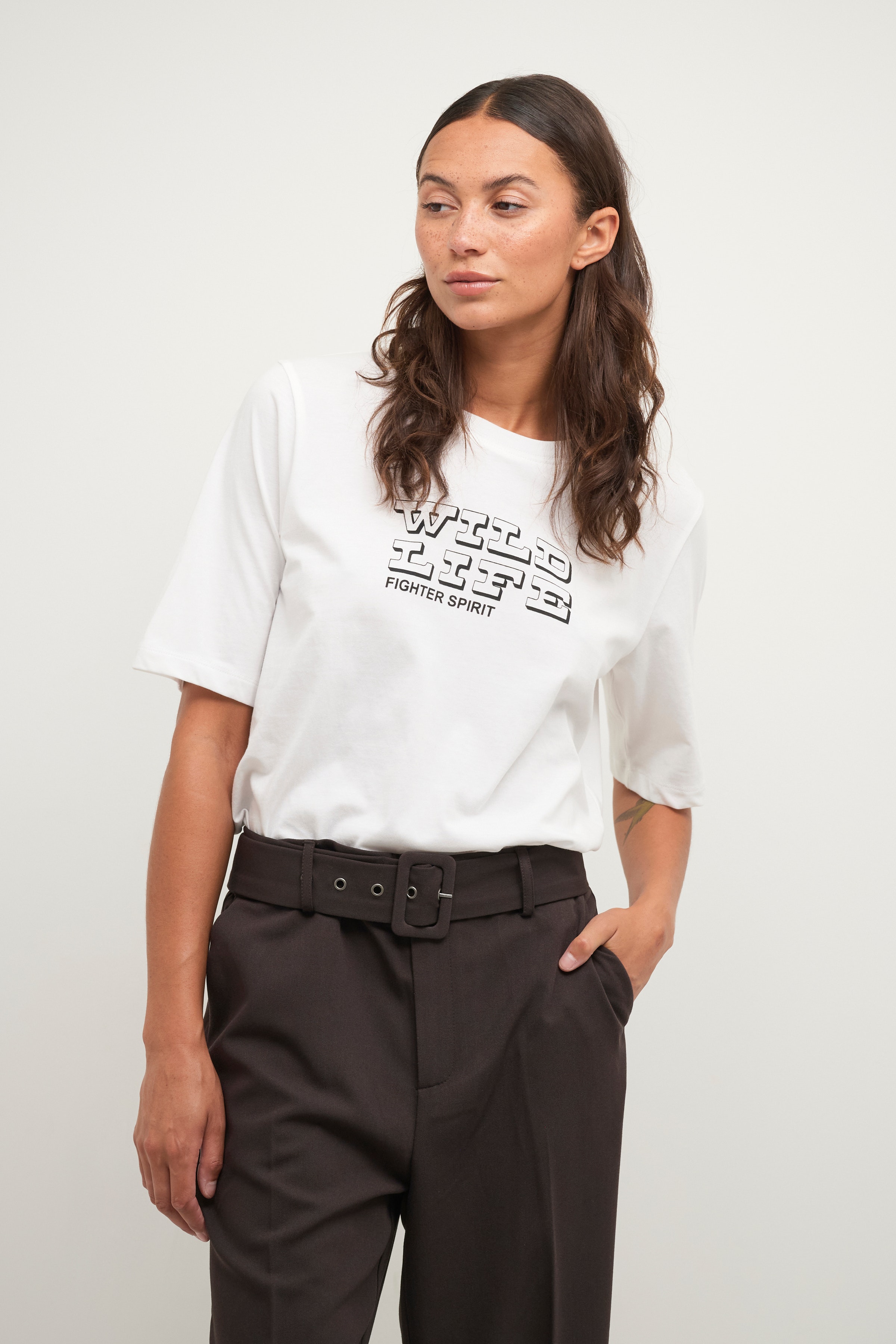 KAlis T-shirt LOOKBOOK FRONT 10552125-104317