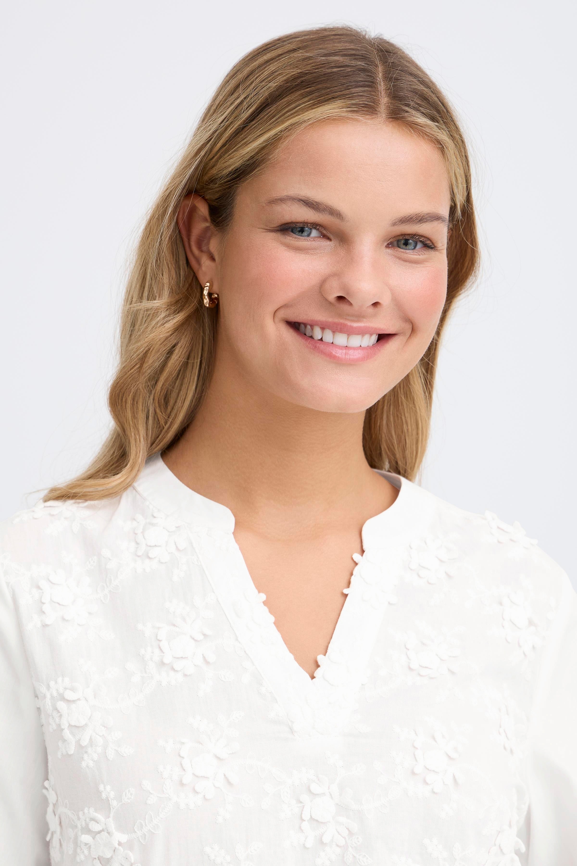 FROBBIE Bluse LOOKBOOK DETAIL 20617435-114800