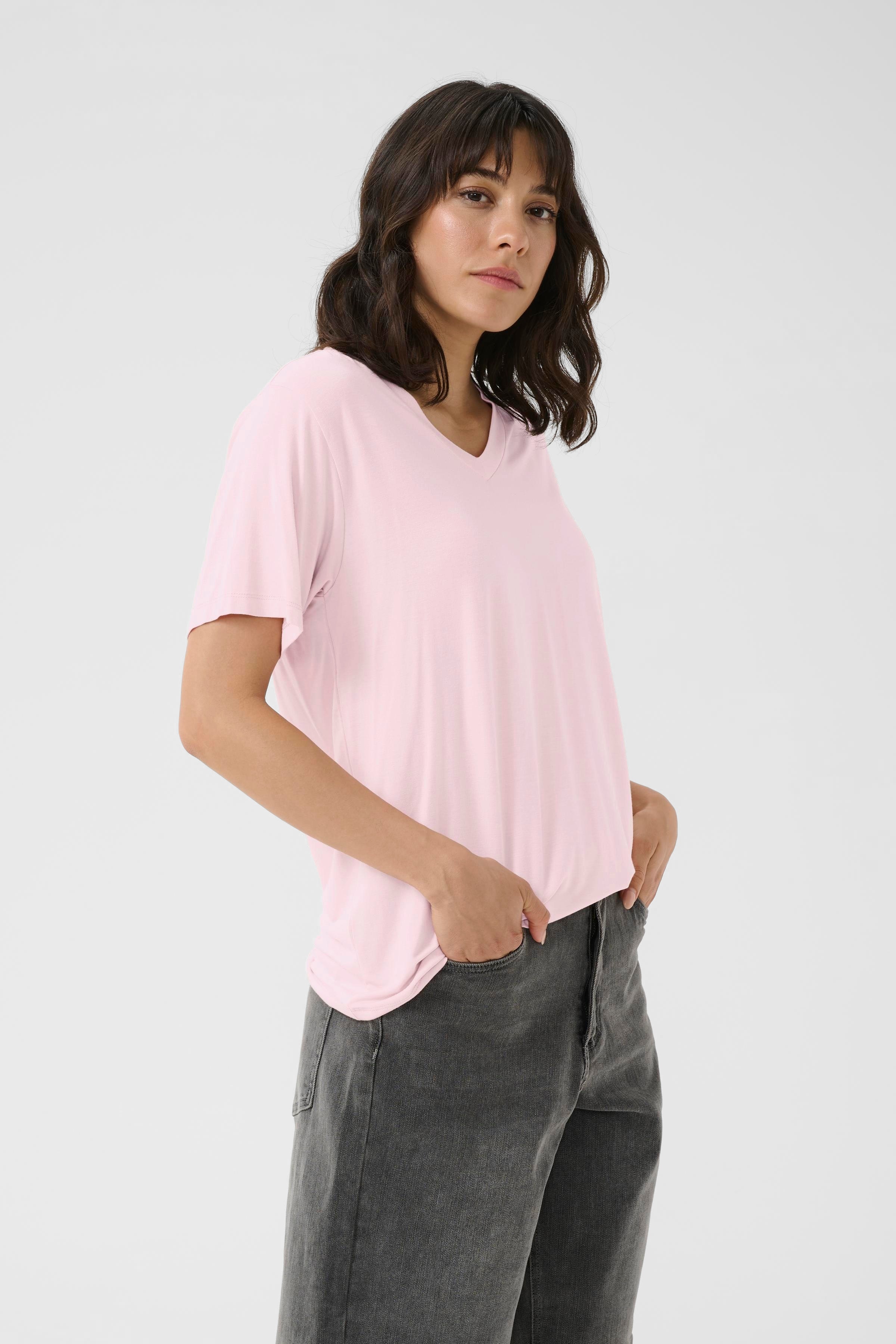KAfrida T-shirt LOOKBOOK FRONT 10508581-141905