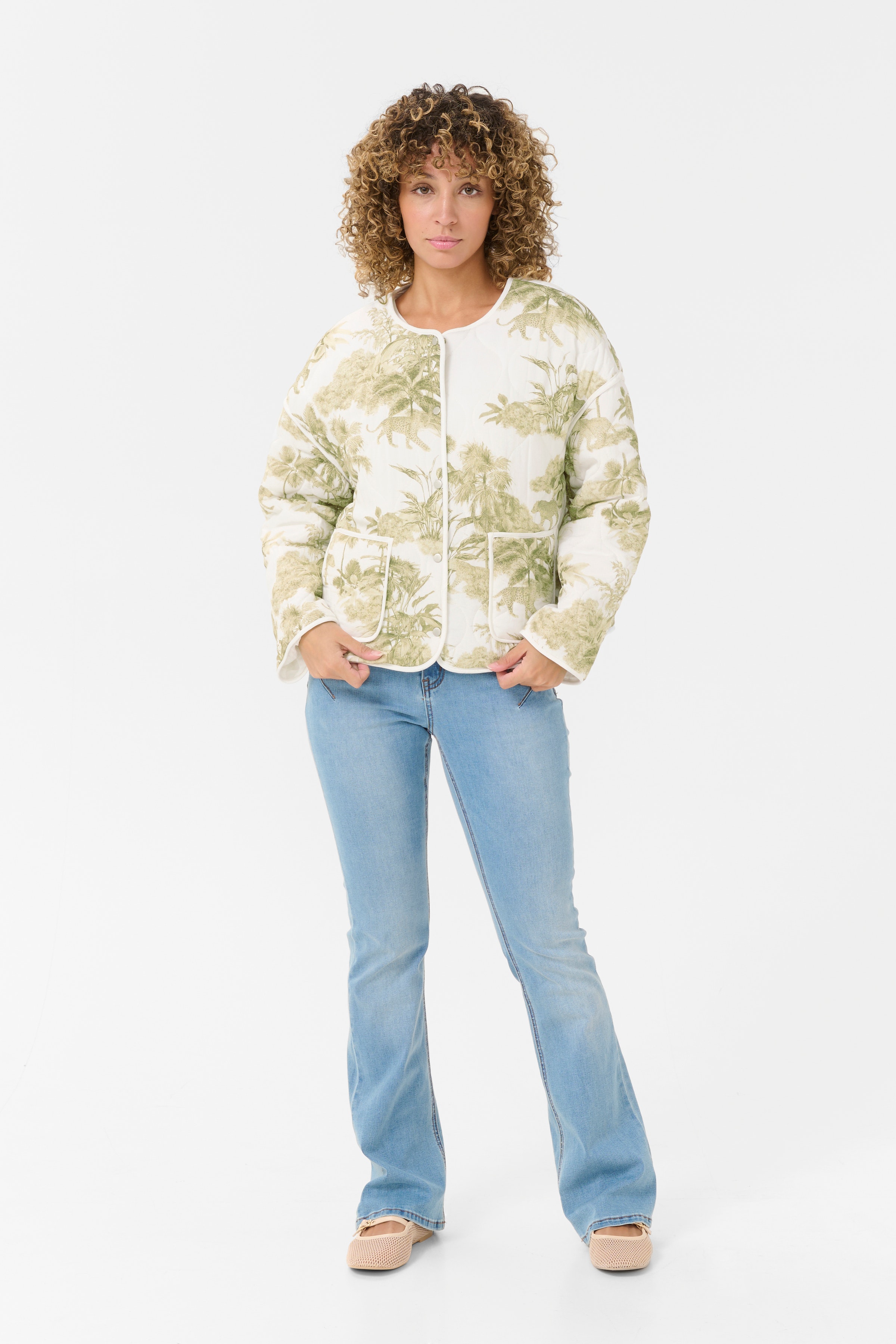 CRNaomi Overtøj LOOKBOOK FRONT 10613154-107710